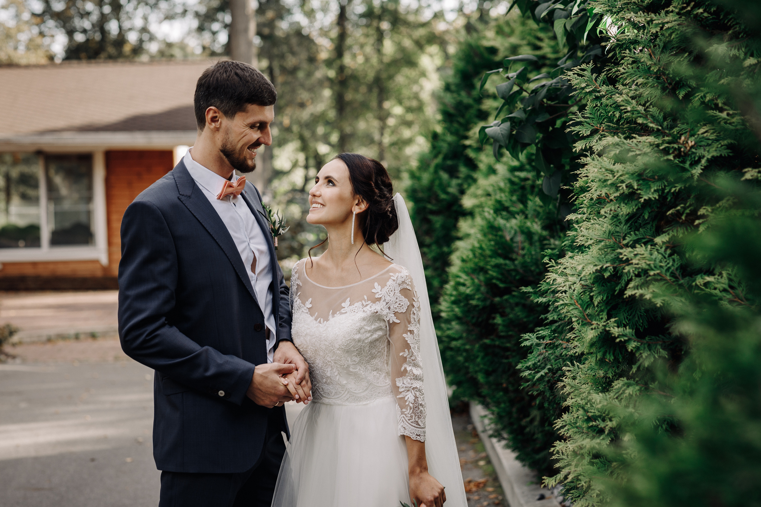 Свадебный фоторепортаж и поиск фотографа на свадьбу Евгений Топаз. Свадебный репортажный фотограф во Владимире Евгений Топаз