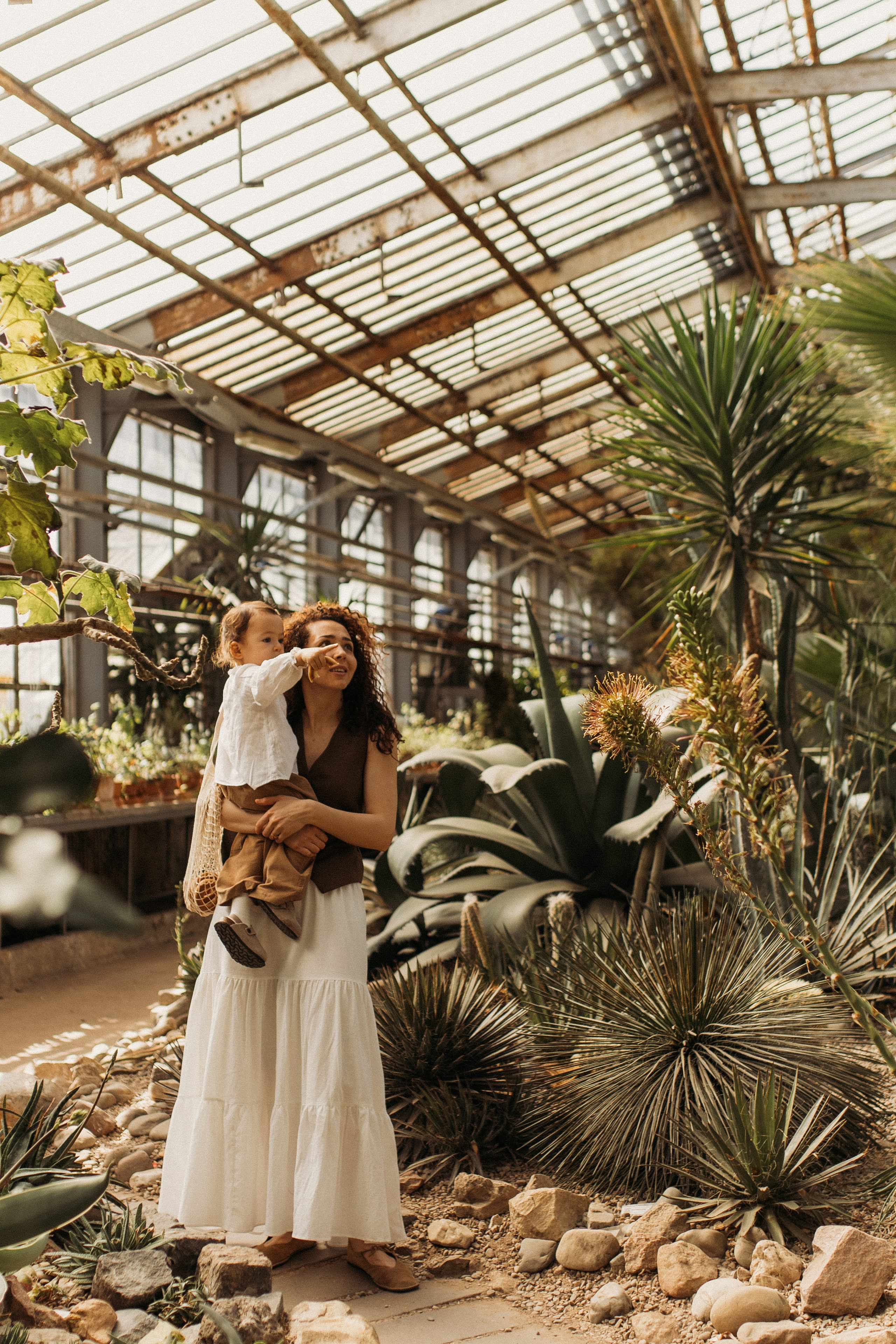 Зарина и София съемка в оранжерее. Семейный и свадебный фотограф в Москве и Зеленограде Марина Малярова