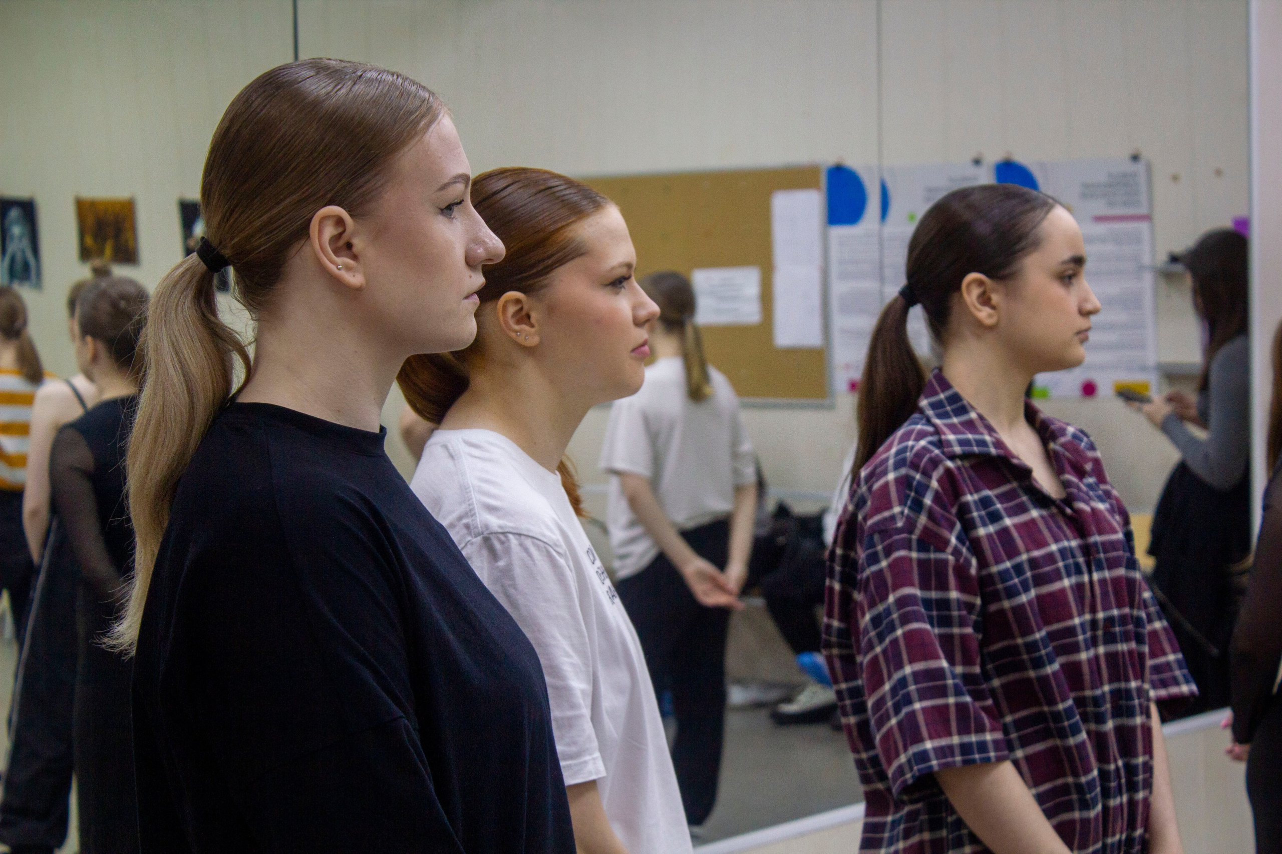 День современной хореографии в Екатеринбургской академии современного искусства