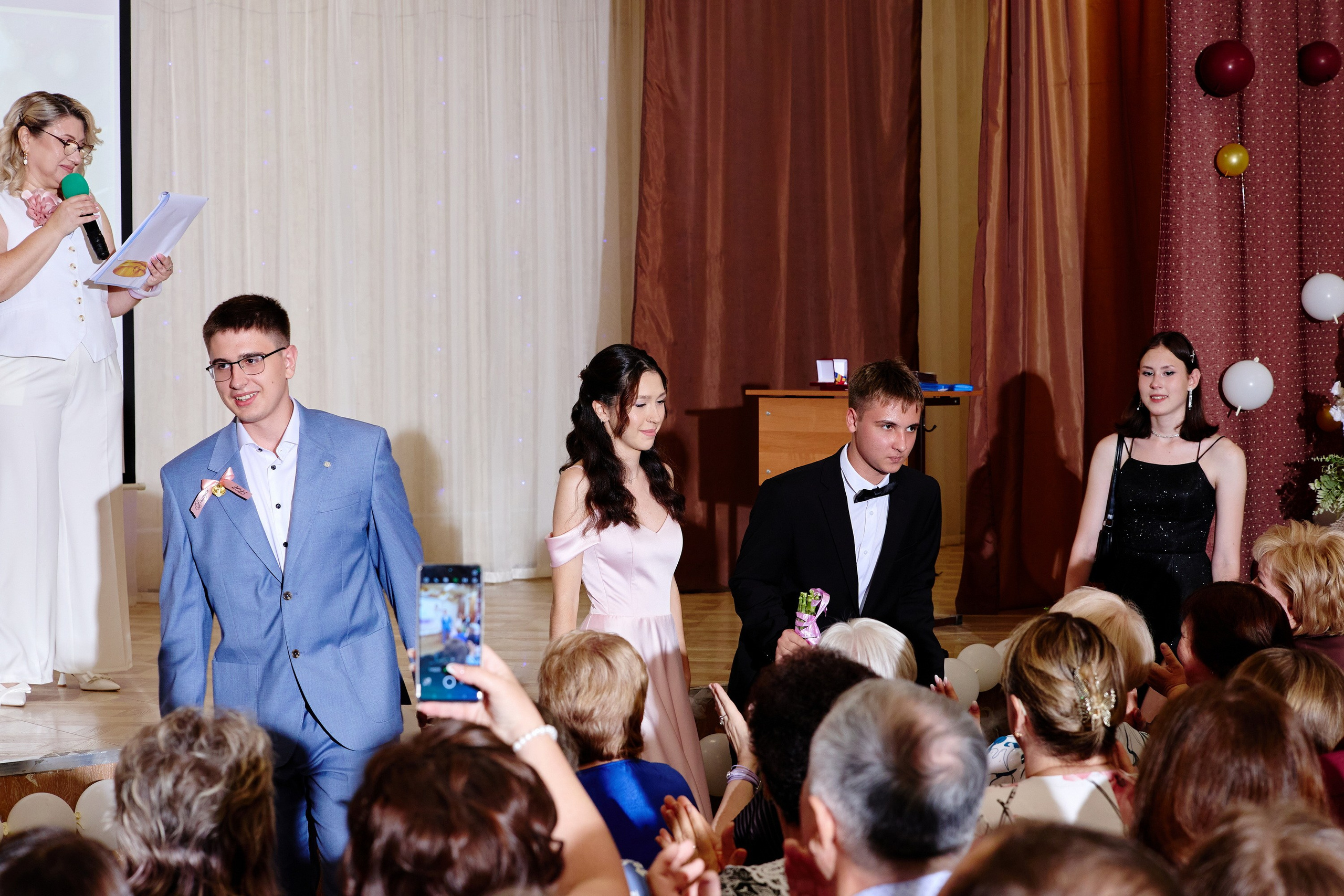 Выпускной 35 Сош. Фотограф Выпускные альбомы Таганрог Сергей Коробченко