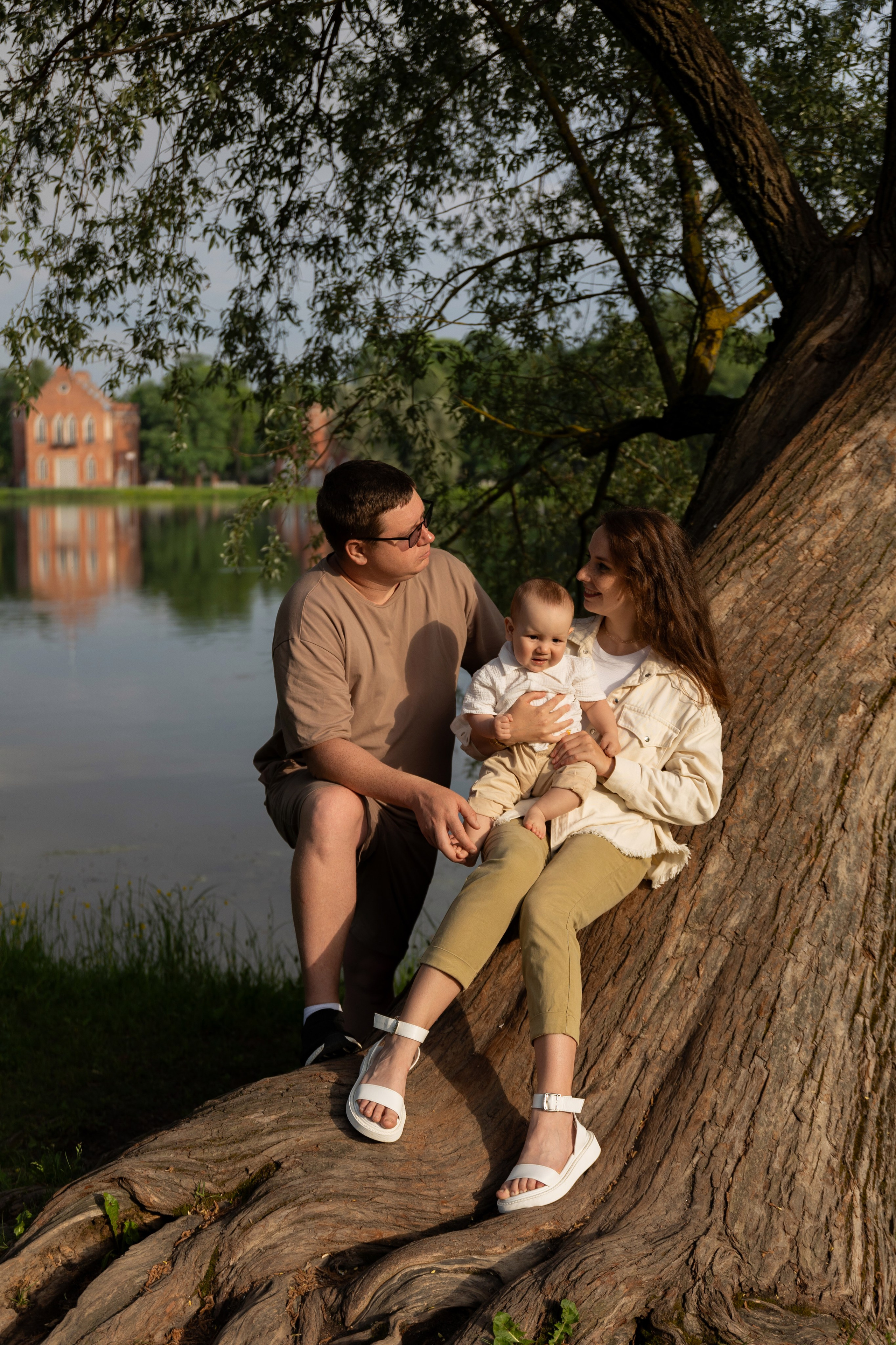 Семейная фотопрогулка в Пушкине. Семейный и свадебный фотограф в Санкт-Петербурге Татьяна Швыкова