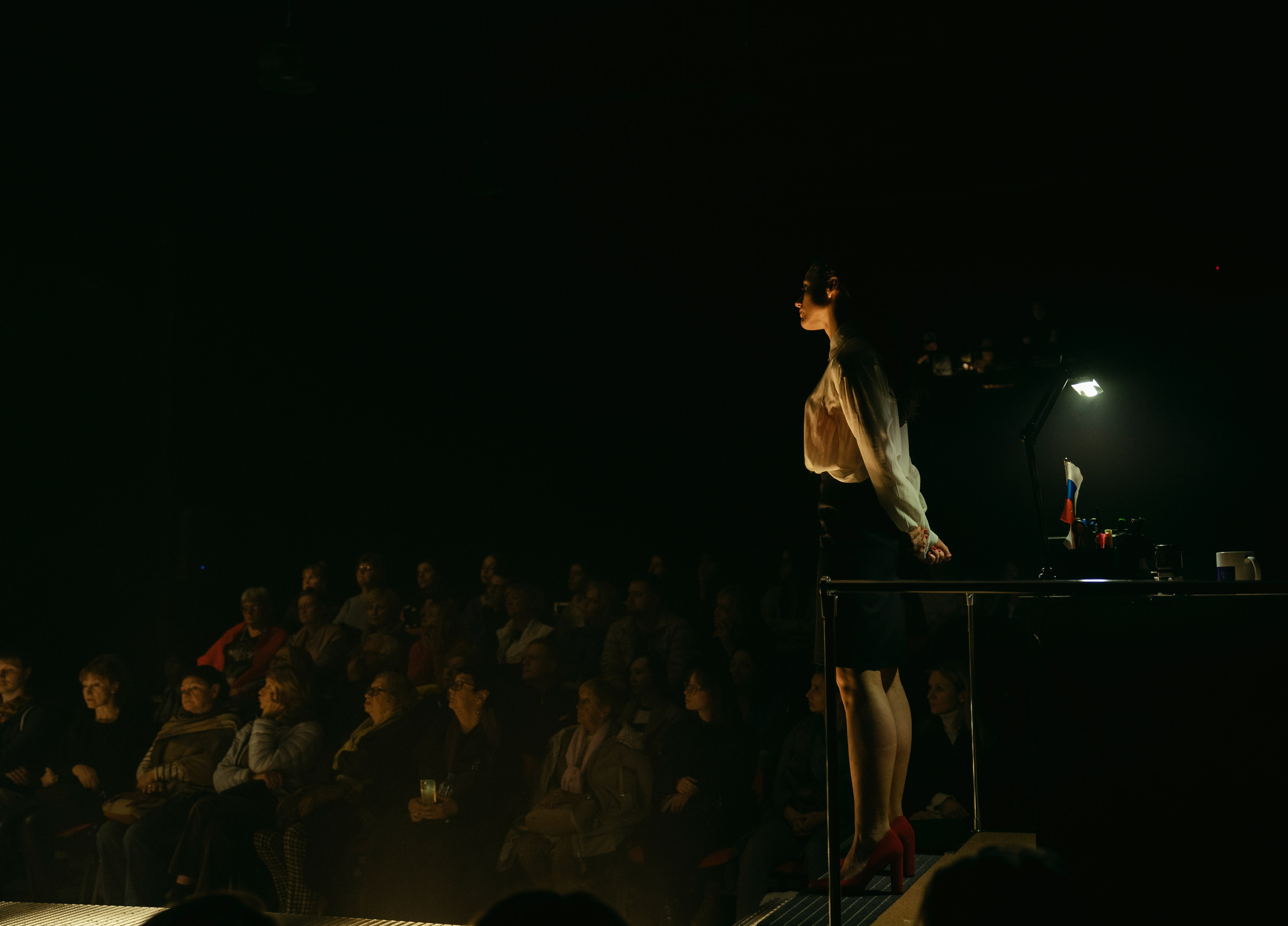 Научи меня любить. Реж. Артем Злобин. Teach Me How to Love, dir. Artem Zlobin. Фотограф Ирина Соколенко Санкт-Петербург