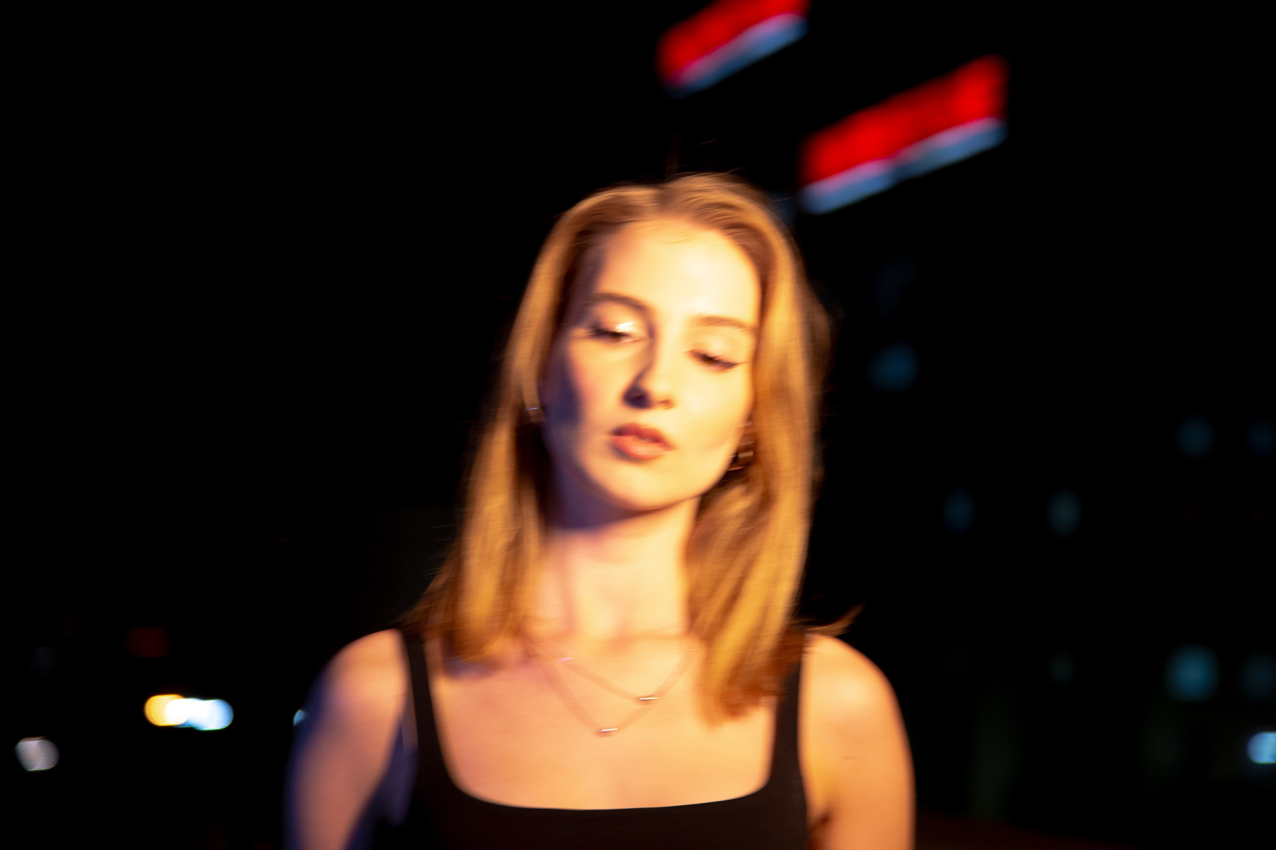 Ночь плывет черным-черна. Репортажный и портретный фотограф Казань / Горячих Полина