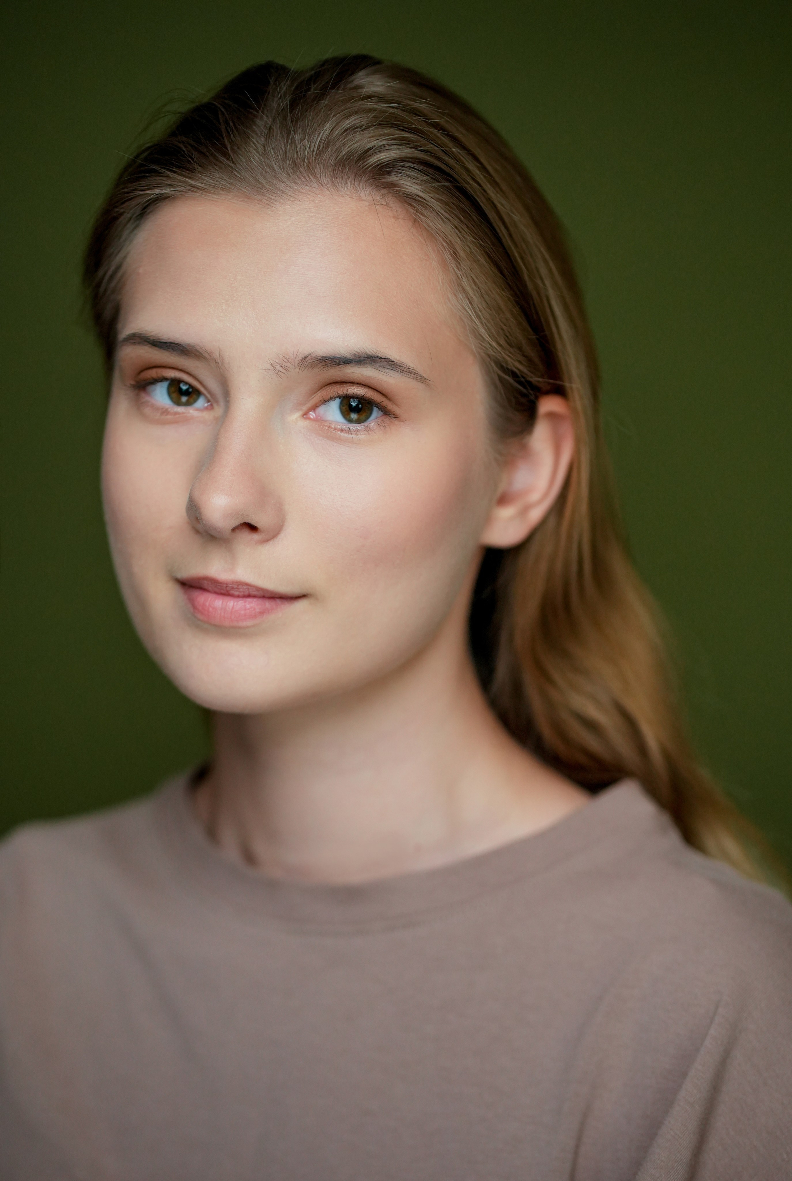 Актриса Юлиана Высоцкая. Портретная съемка в Москве, студийный фотограф Игорь Фомин