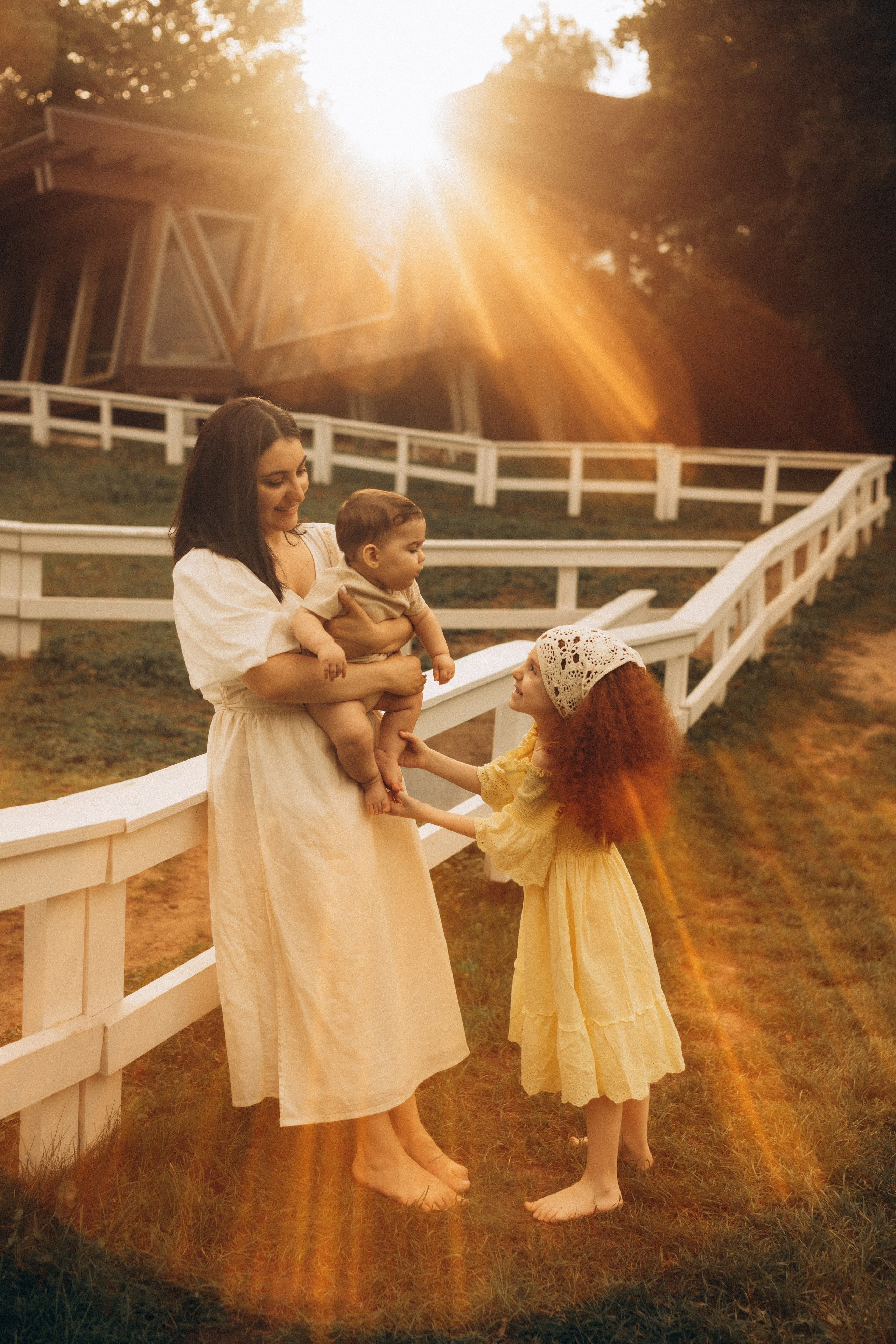 Ариана и семья