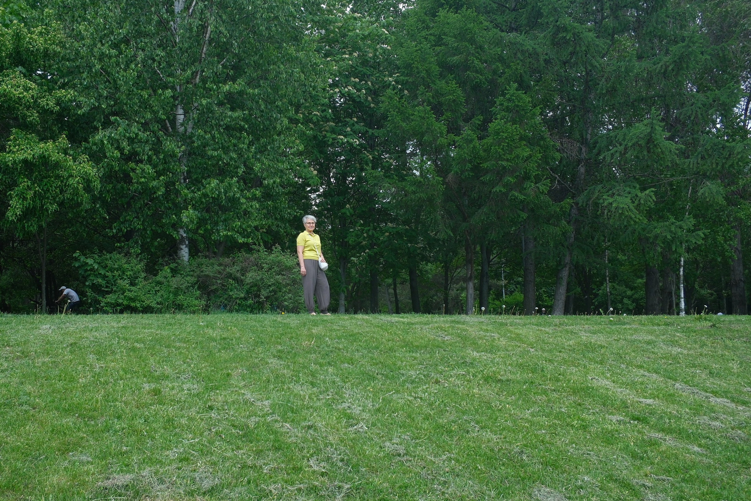 Парк 850 лет Москве. Снято на Voigtlander 18/2,8 Color-scopar. Улица, люди, жизнь…