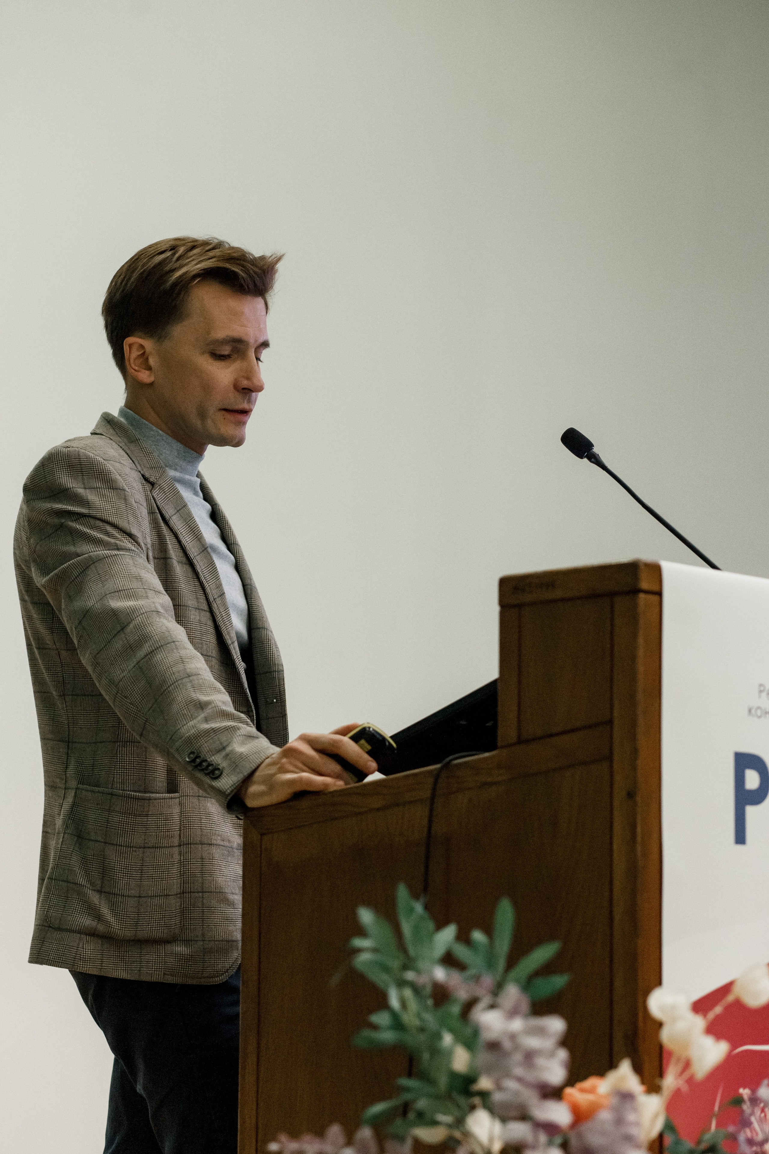 Репортажная фотосессия на медицинской конференции. КОНТЕНТ ФОТОГРАФ