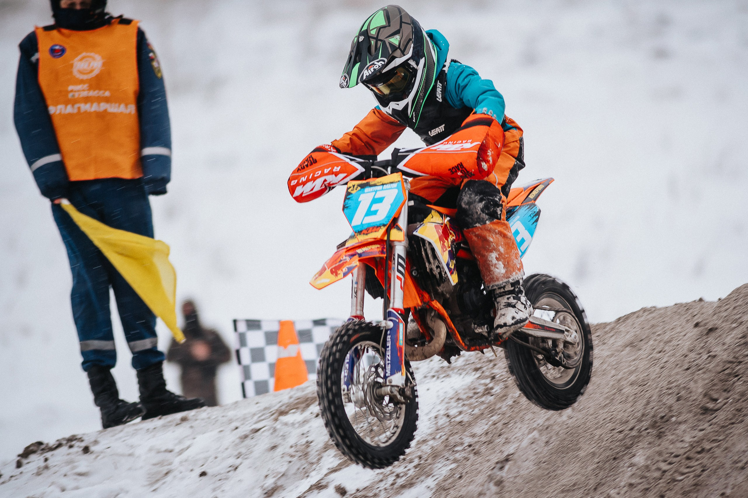 29.12.2024 — Праздничная тренировка на мотоциклетной трассе Люскус. Репортажный фотограф в Кемерово