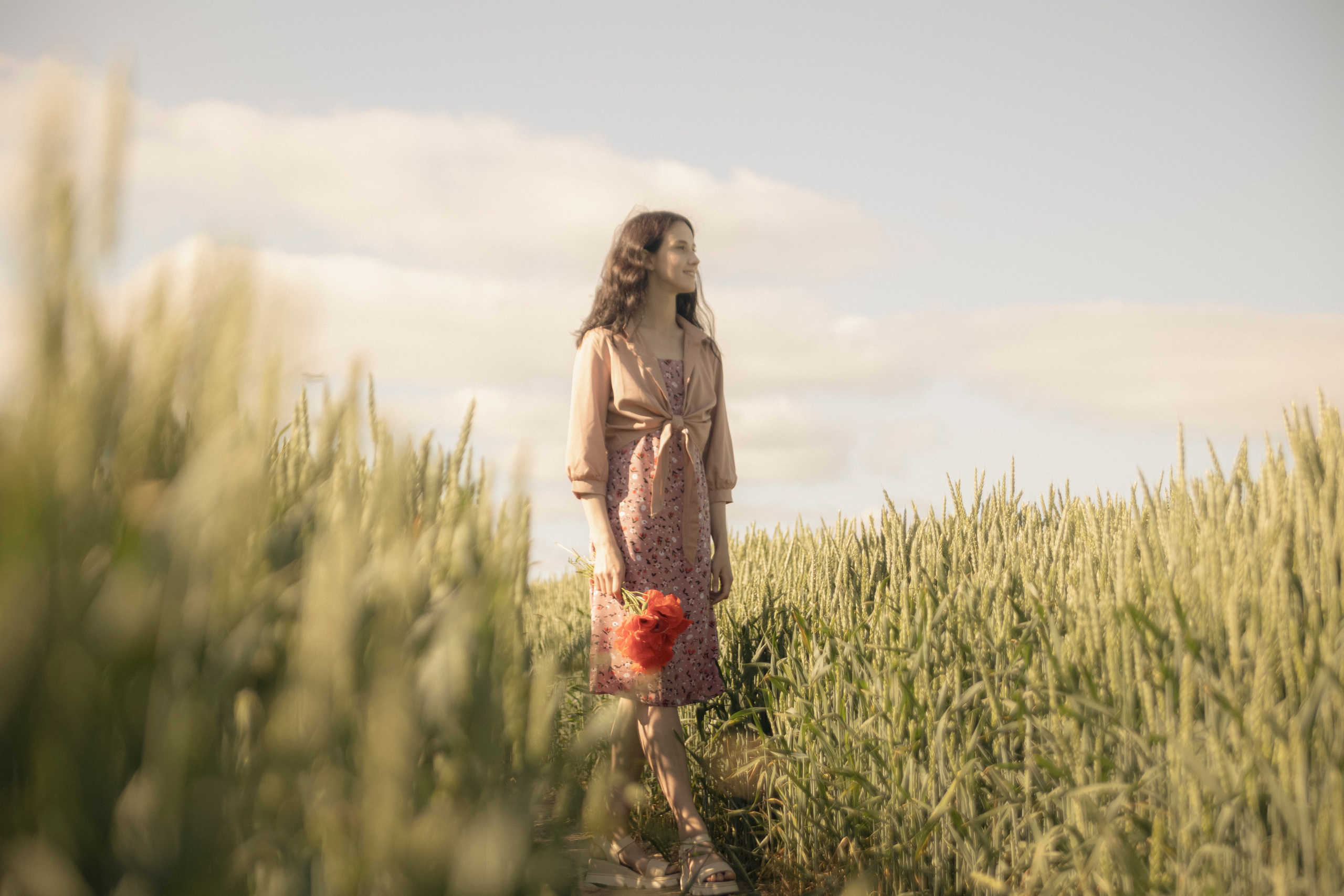 В Маках. Портретный фотограф в Калининграде Алеся Раух