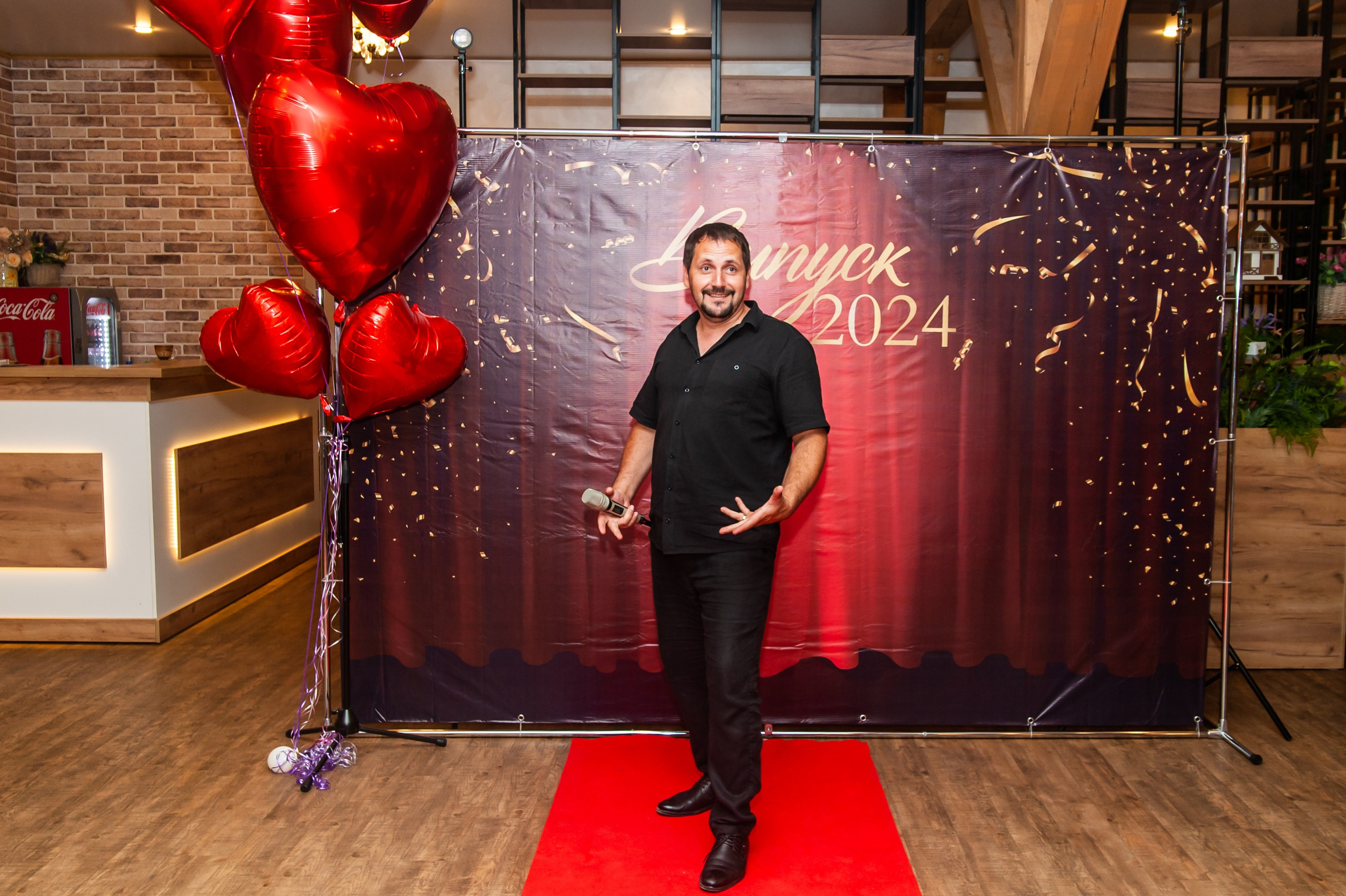 Выпускной МАОУ СОШ № 17 им. Эдуарда Есаяна. Свадебный и семейный фотограф Денис Лукьянов в Краснодаре, Краснодарском крае и Республике Крым