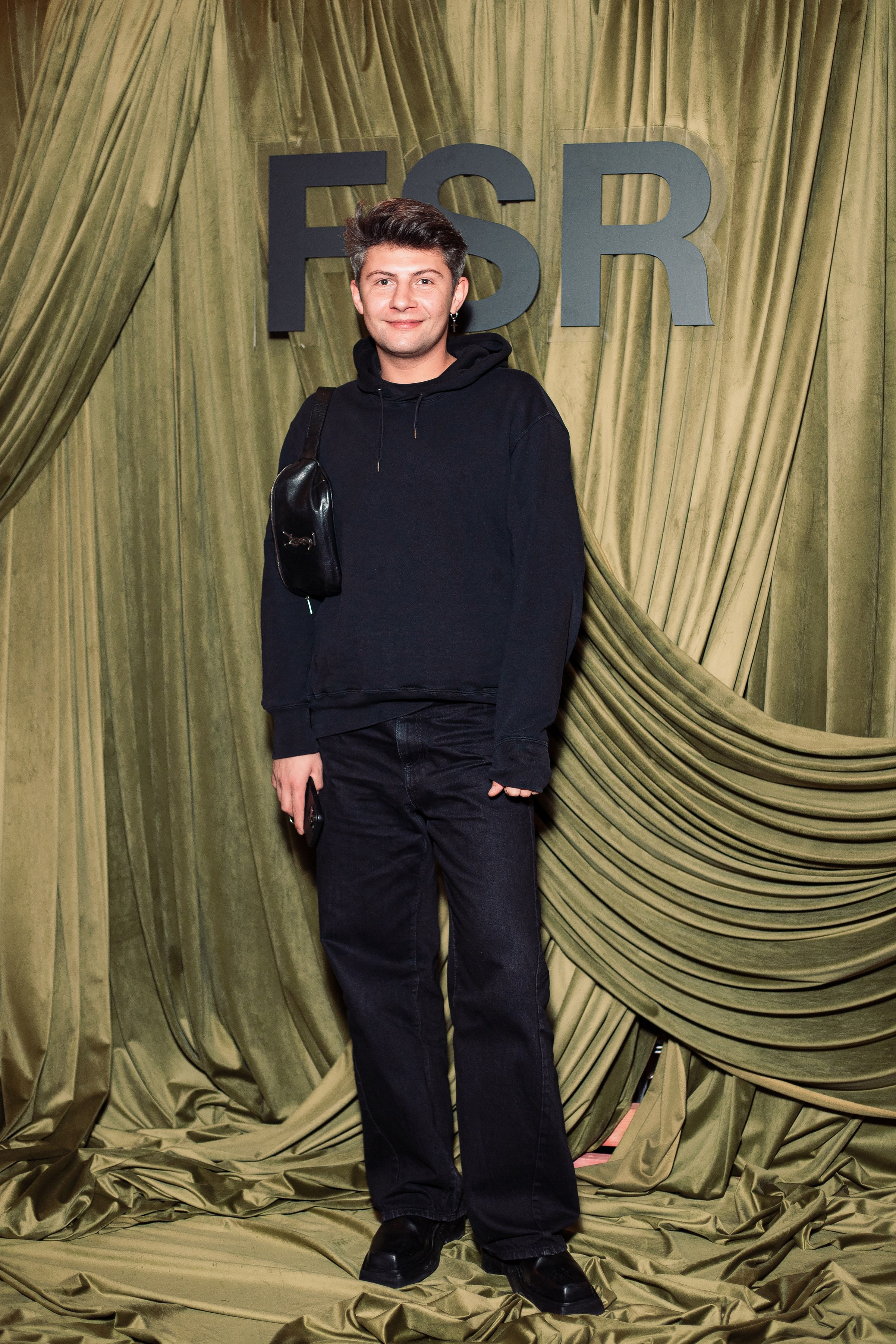 Модный антракт. Репортажный и fashion фотограф в Москве Сергей Бардин