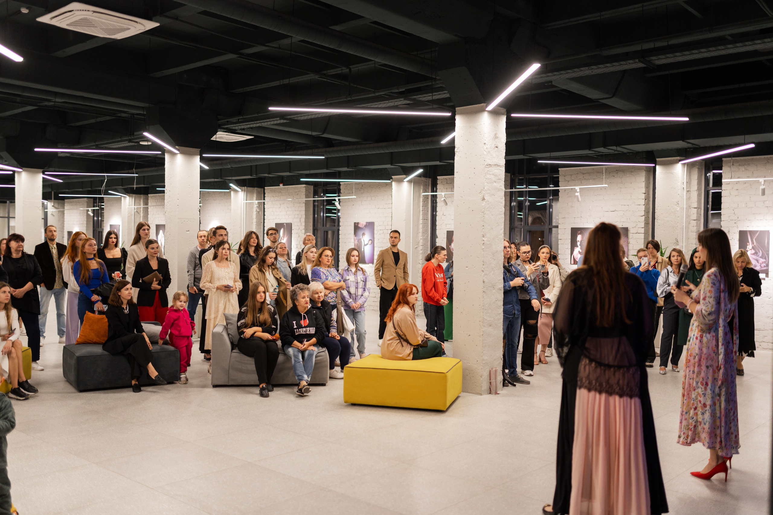 Фотовыставка. Фотограф Островская Юлия