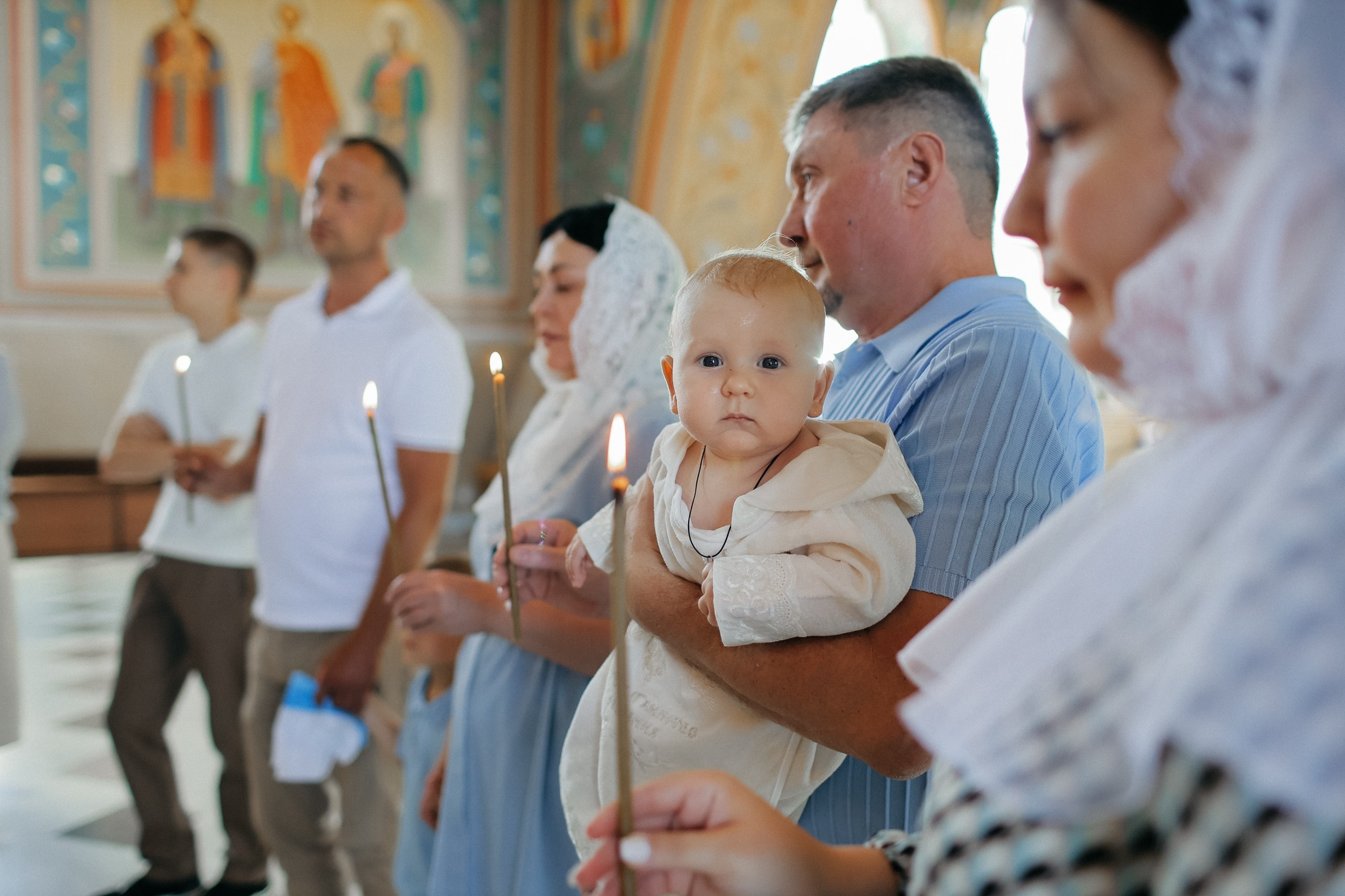 Съёмка крещения. Команда специалистов в мире фотографии и видео. Детский фотограф, семейный фотограф