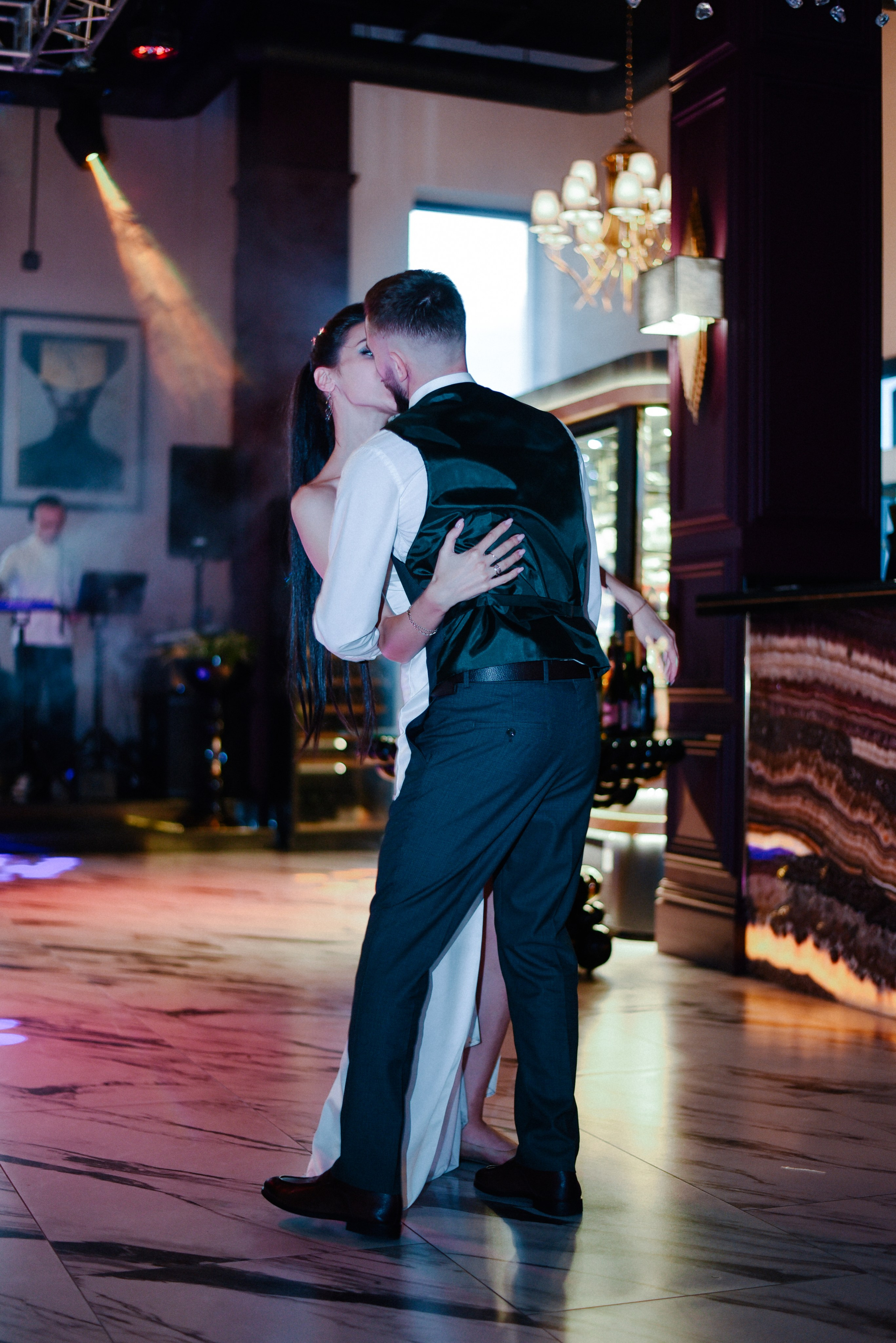 Виктор и Ангелина Банкет на 100 гостей Ресторан Segreto. Фотограф Лола Волна, город Москва