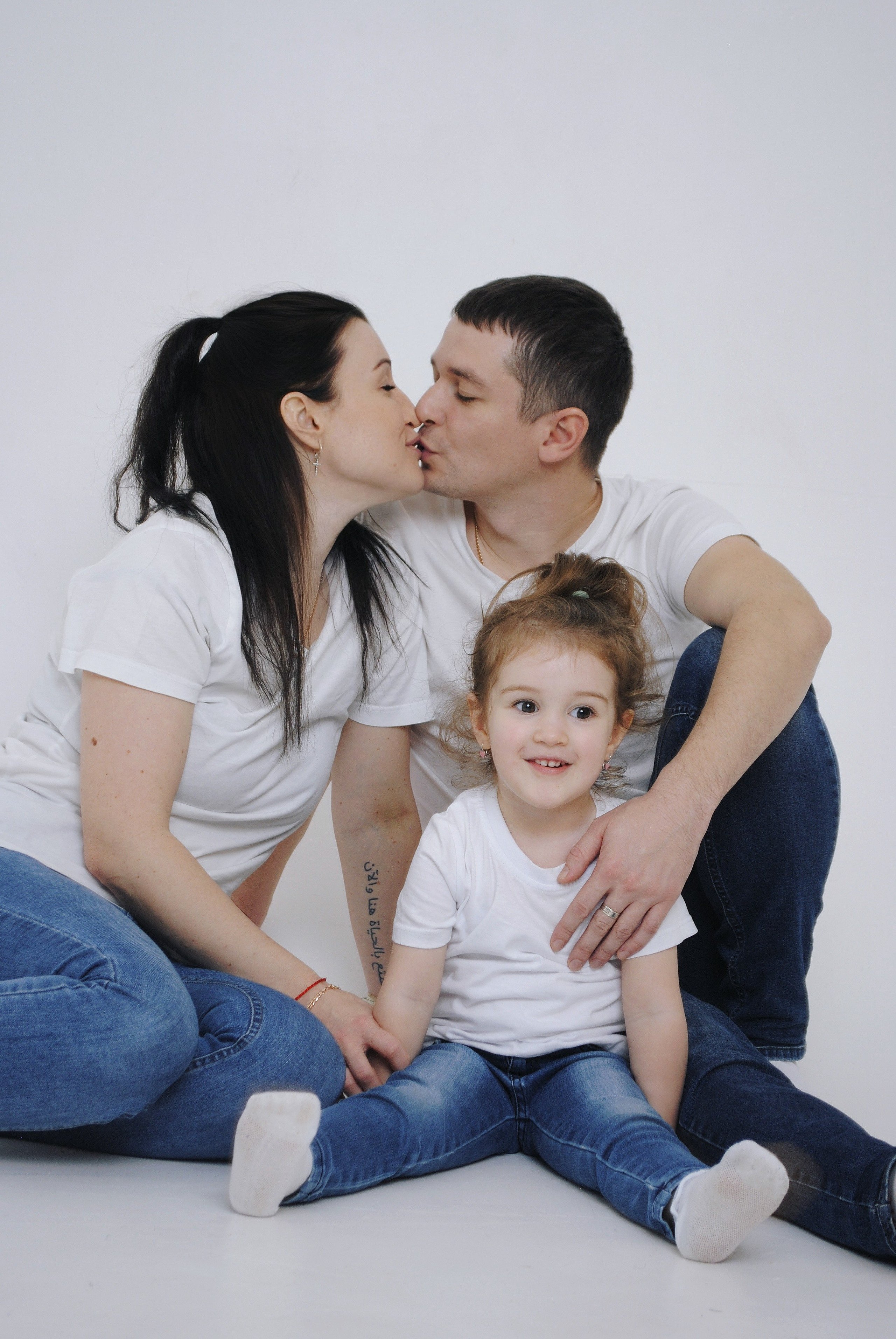 Ева и семья. Фотограф Мария Мусаелян