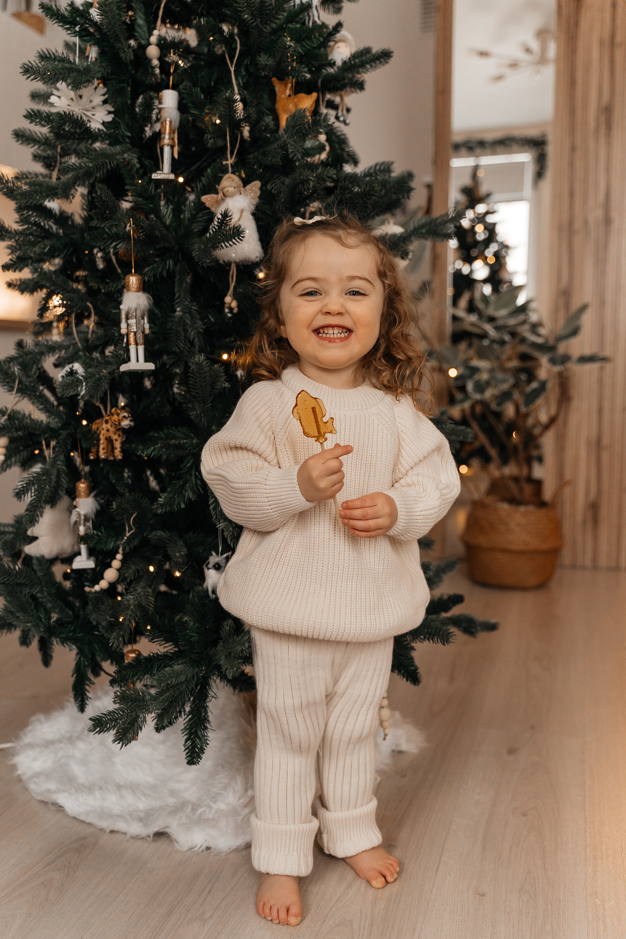 Максим, Катя, Лена и Ева. Волик Мария