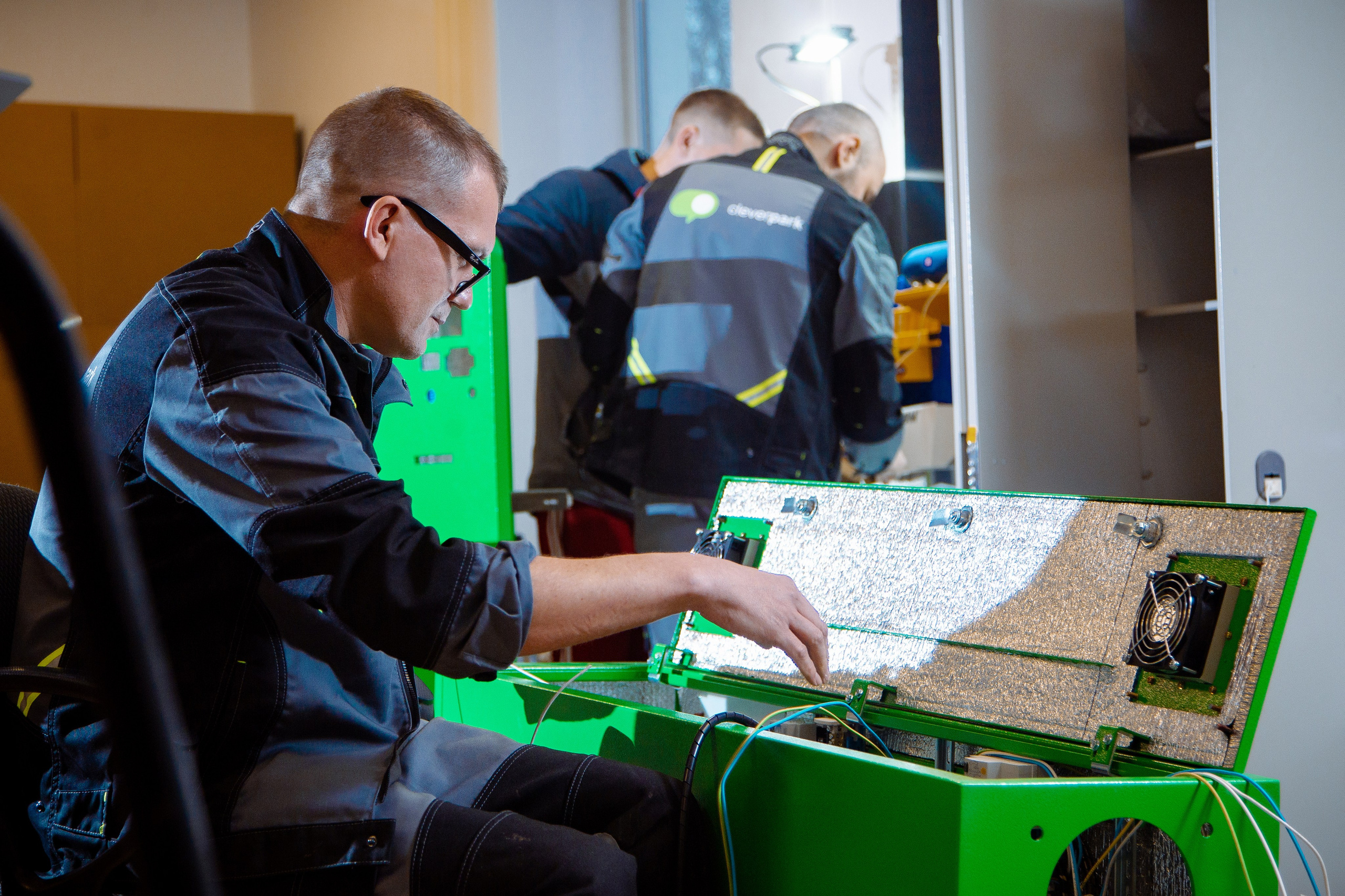 Commercial/Business. Brutalraw Territory