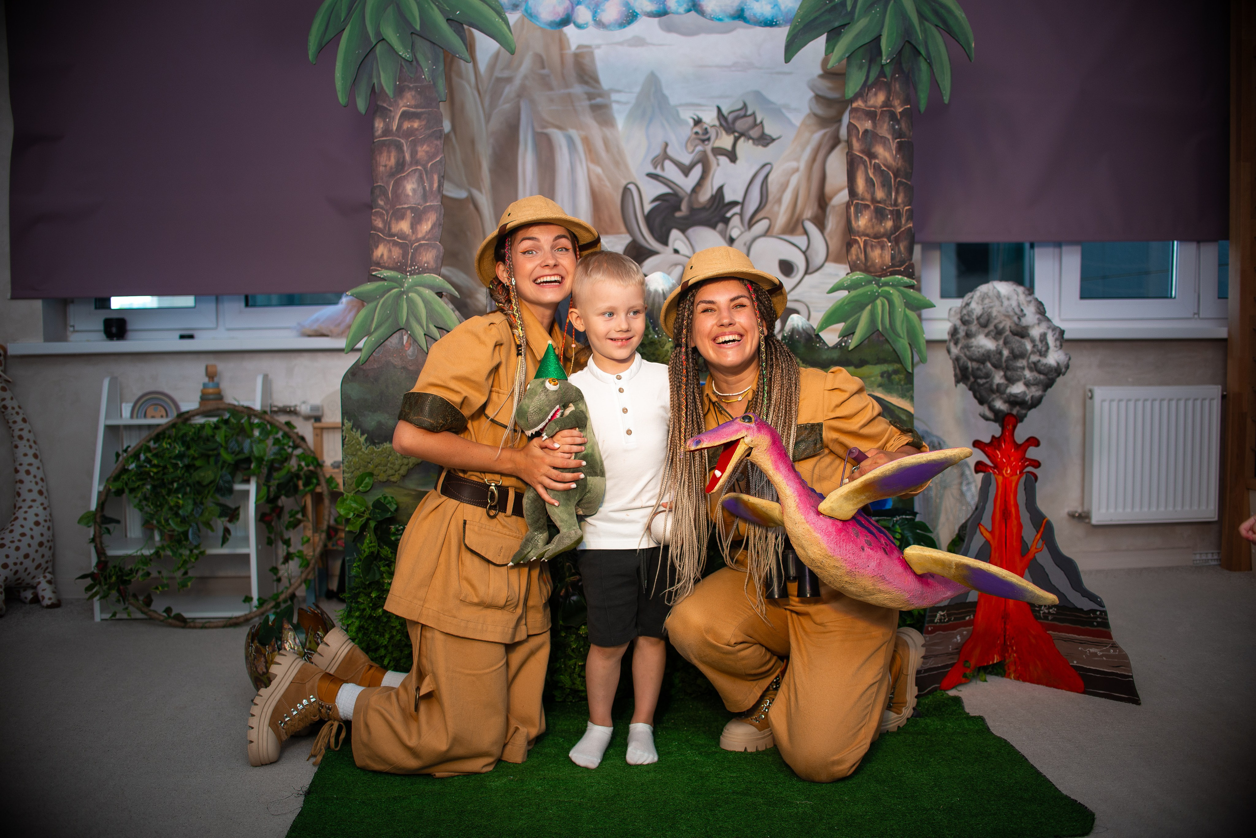 День Рождения Лёвы в Симбе. Семейный фотограф на выписку из роддома и крещение Минск Настя Гришук