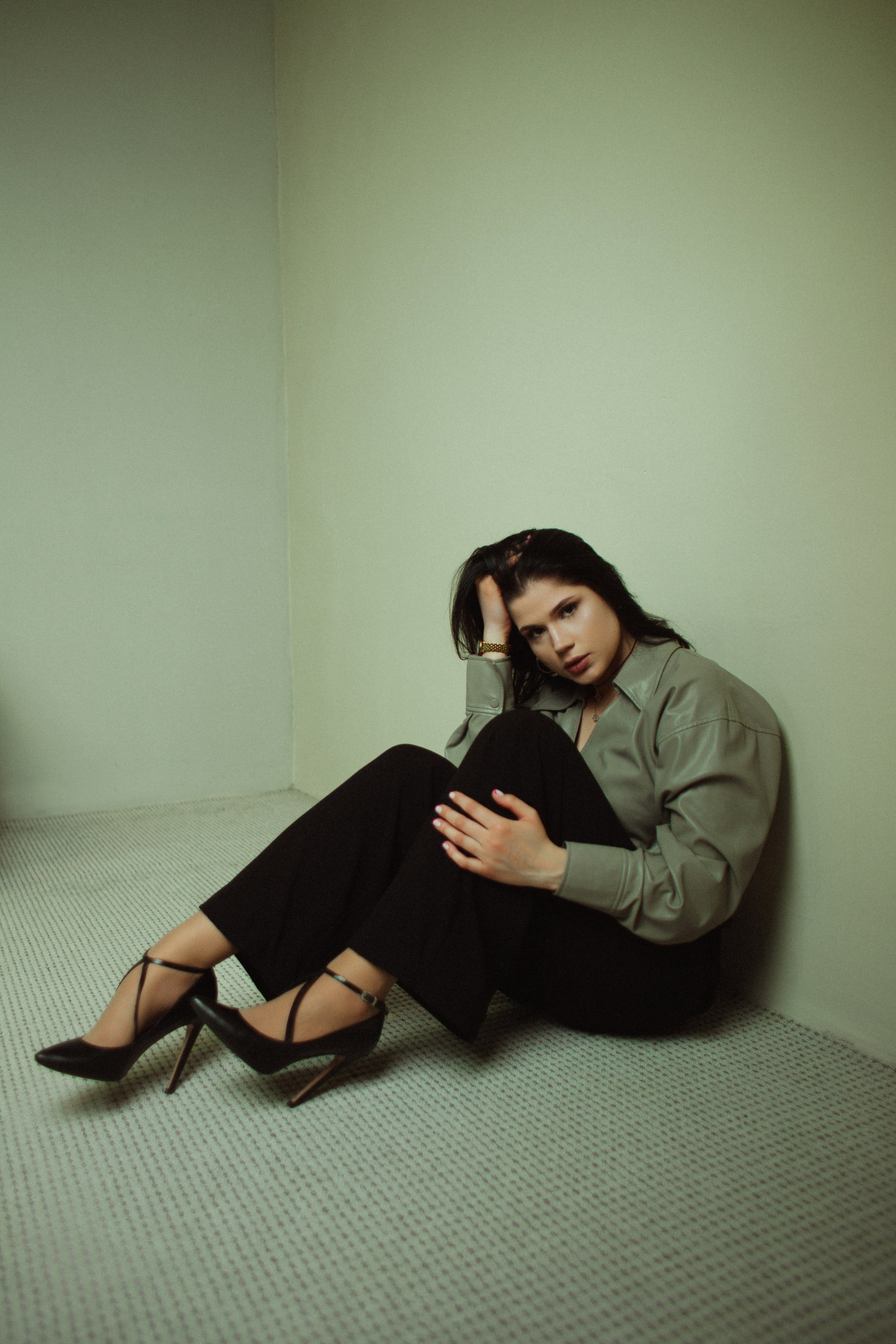 Портретная фотосессия девушки в студии Нижний Новгород. Фотограф в Нижнем Новгороде Александр Хамов