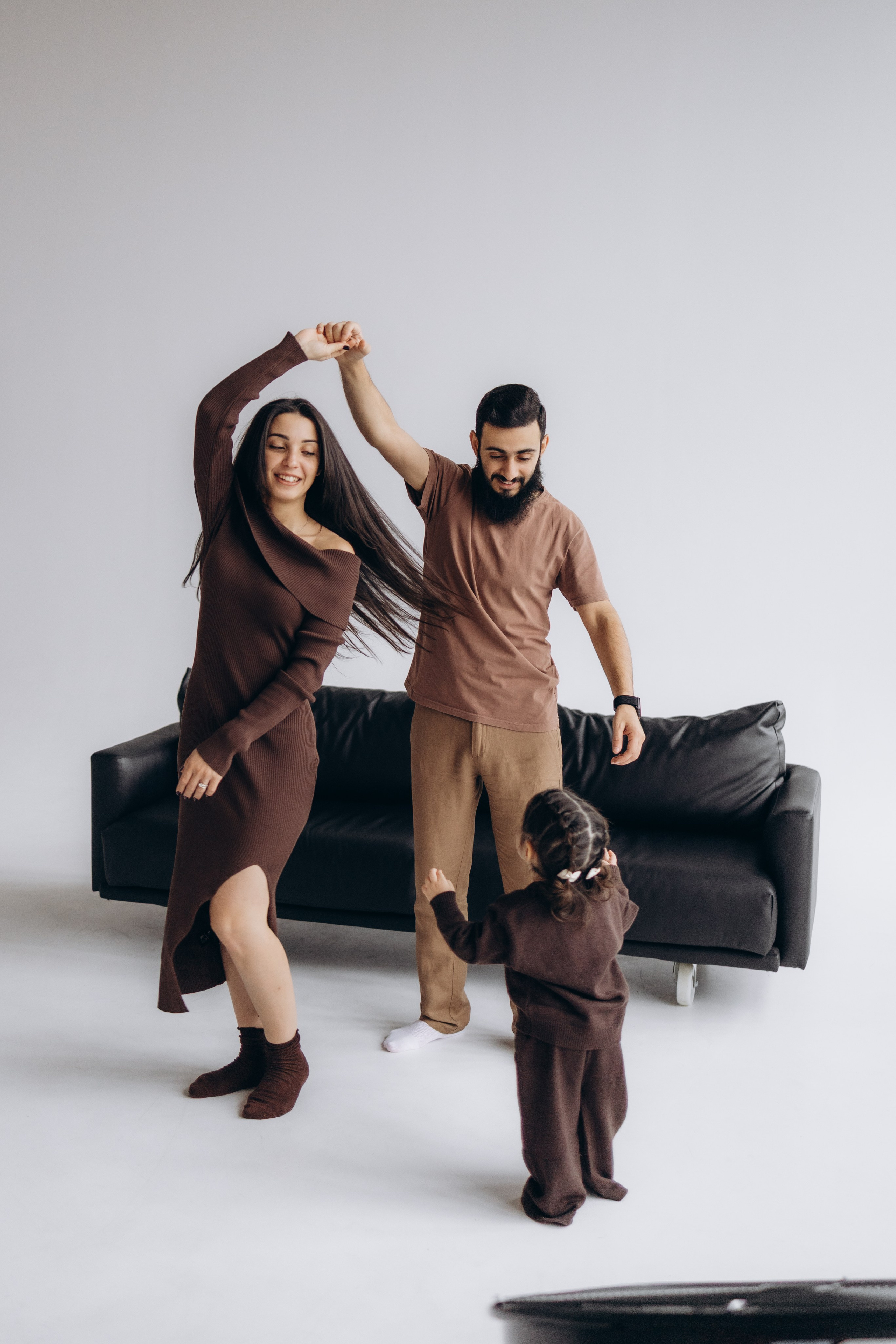 Семейная студийная фотосъемка (03.11.2025 г.) г. Обнинск (Калужская обл.). Надежда Стар семейный и церковный фотограф в Жукове и Калужской области