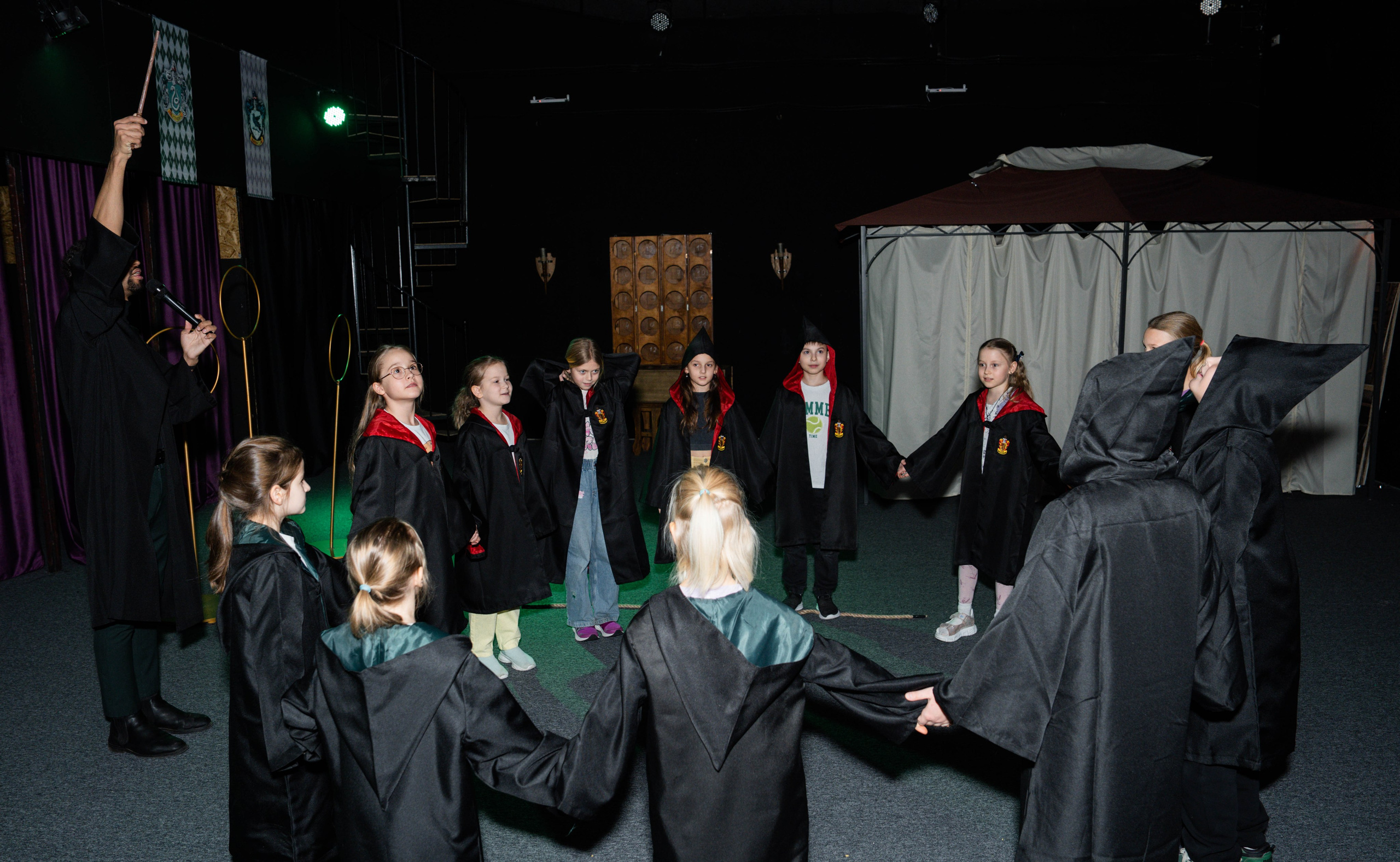 В гостях у Гарри Поттера. Крамер Юлиана детский и семейный фотограф