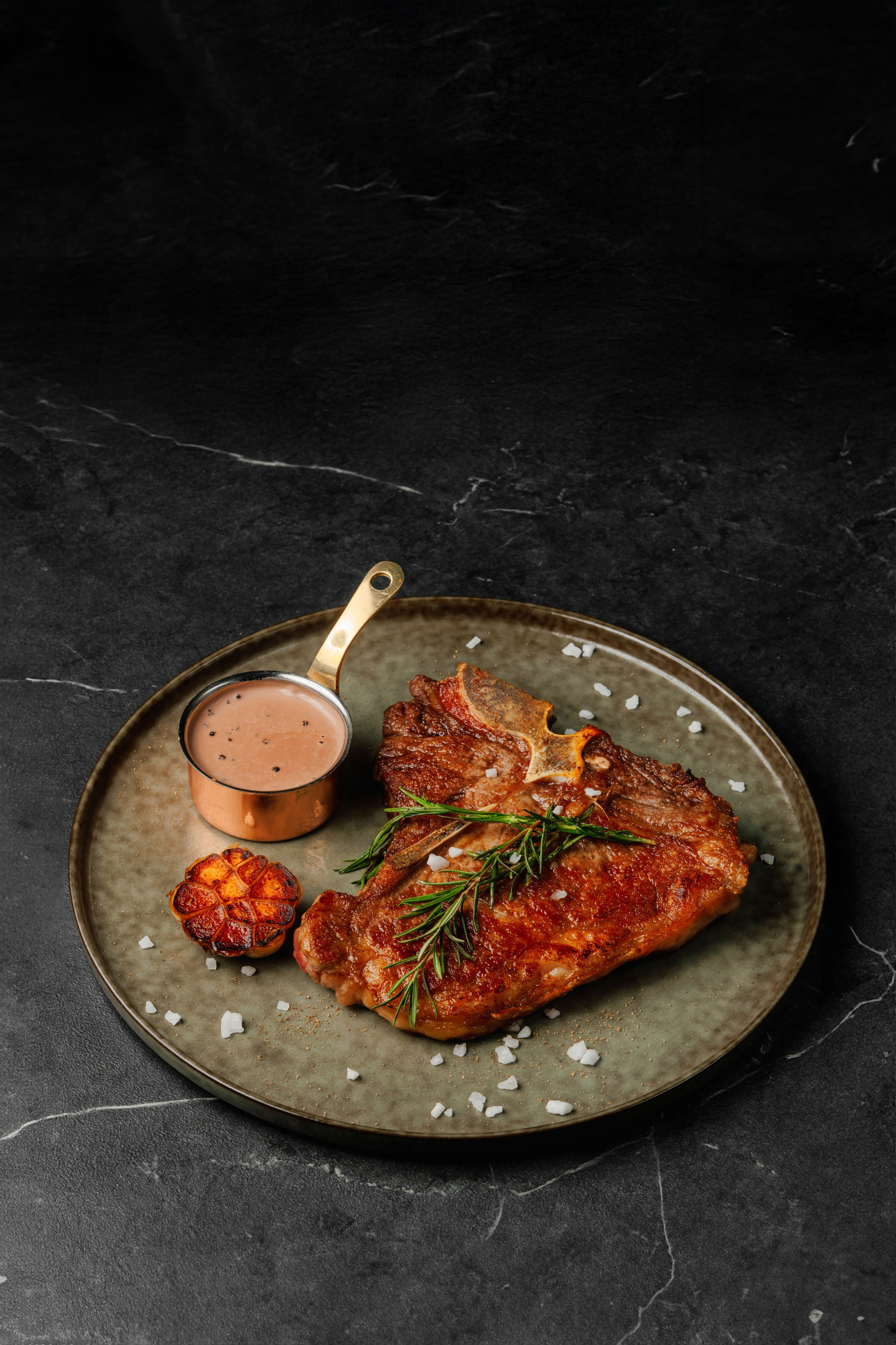 (S)AINT. Репортажный фотограф в Санкт-Петербурге Жолудев Владислав