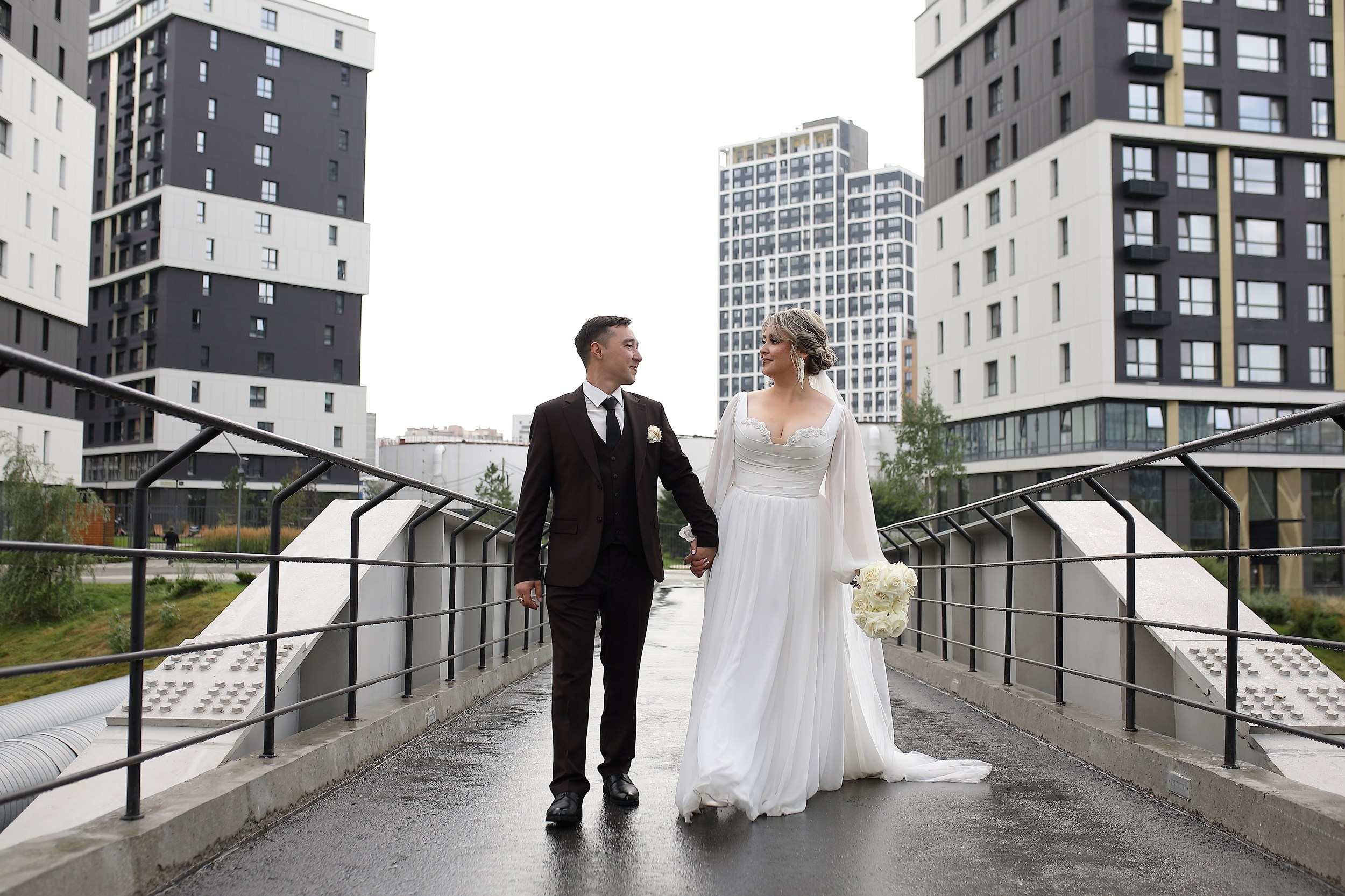 свадебная фотосессия молодоженов