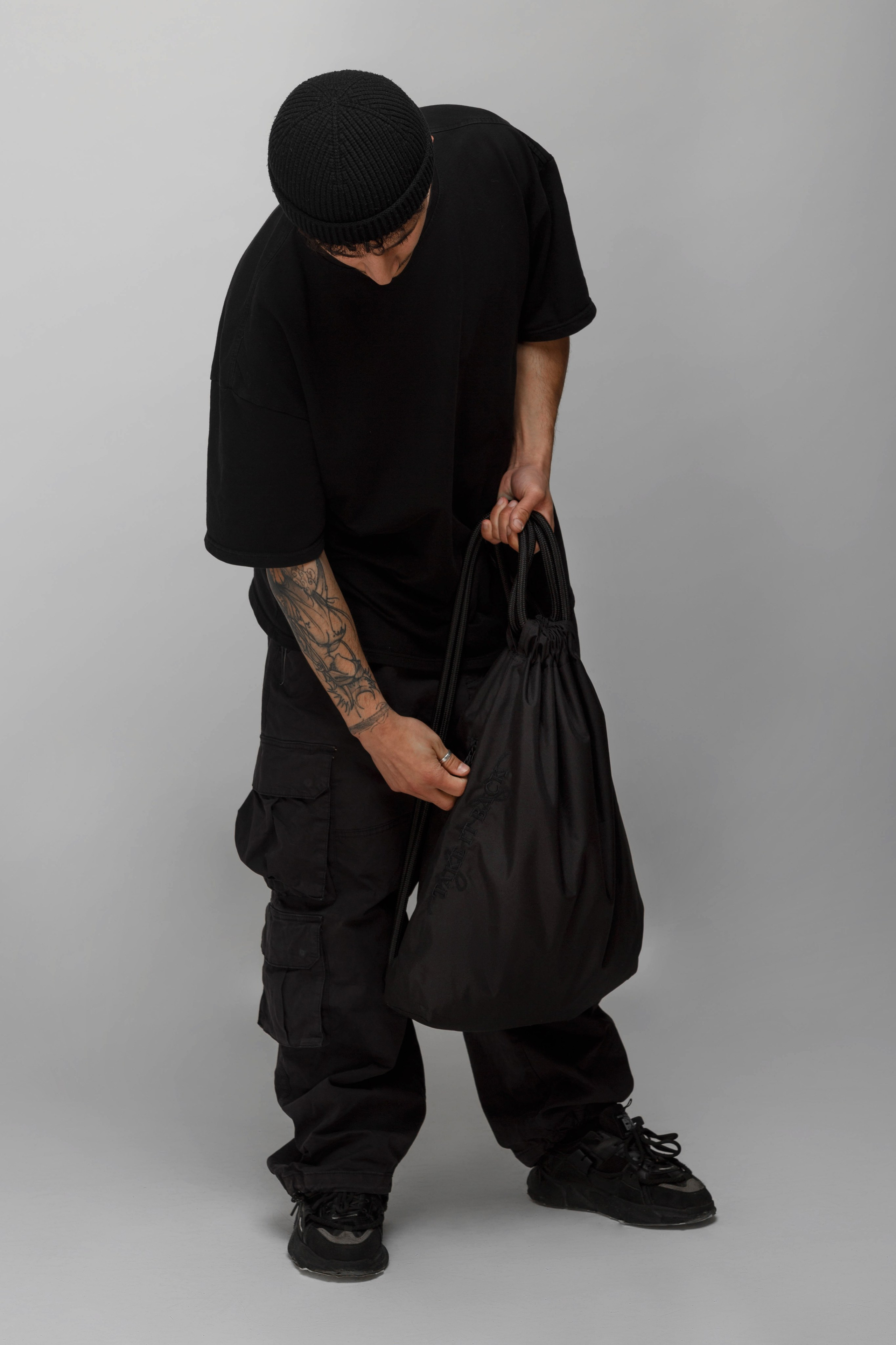 Реклама рюкзаков от Эдгара. Свадебный, предметный и портретный фотограф в Волгограде