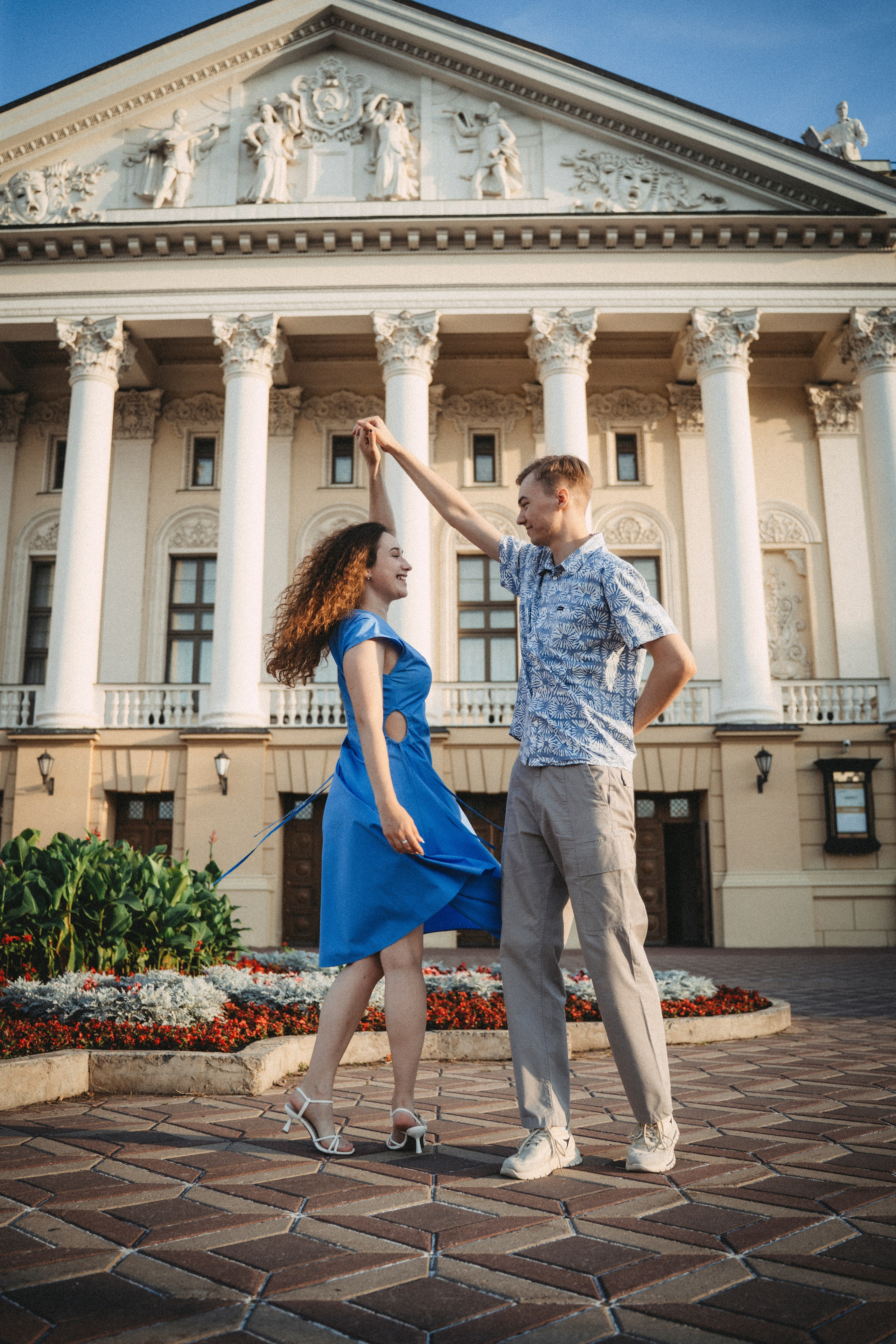 Анна и Антон. Главная