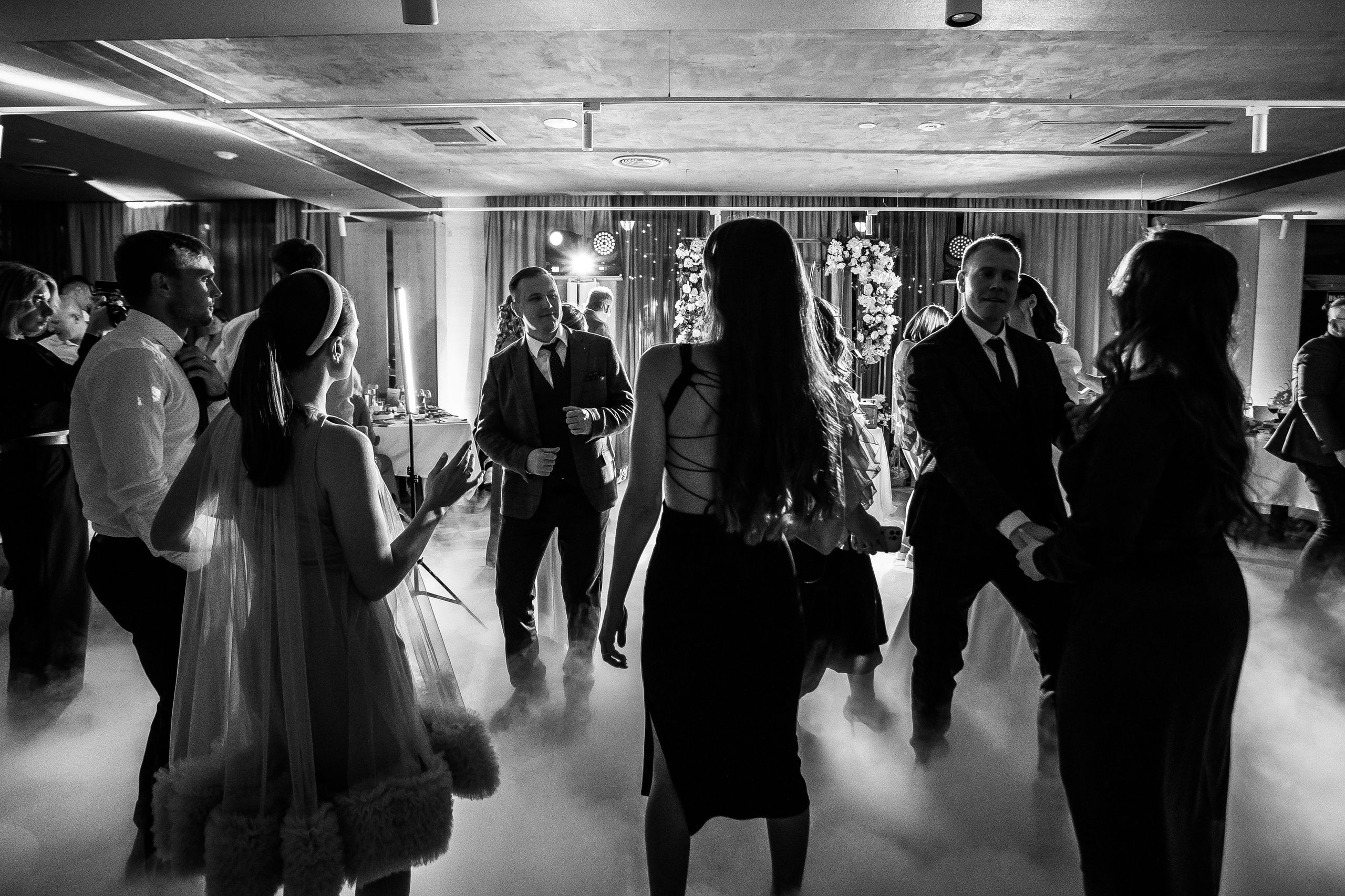 Свадебный фотограф Нижний Новгород. Свадебный и контент фотограф в Нижнем Новгороде Владимир Пресняков