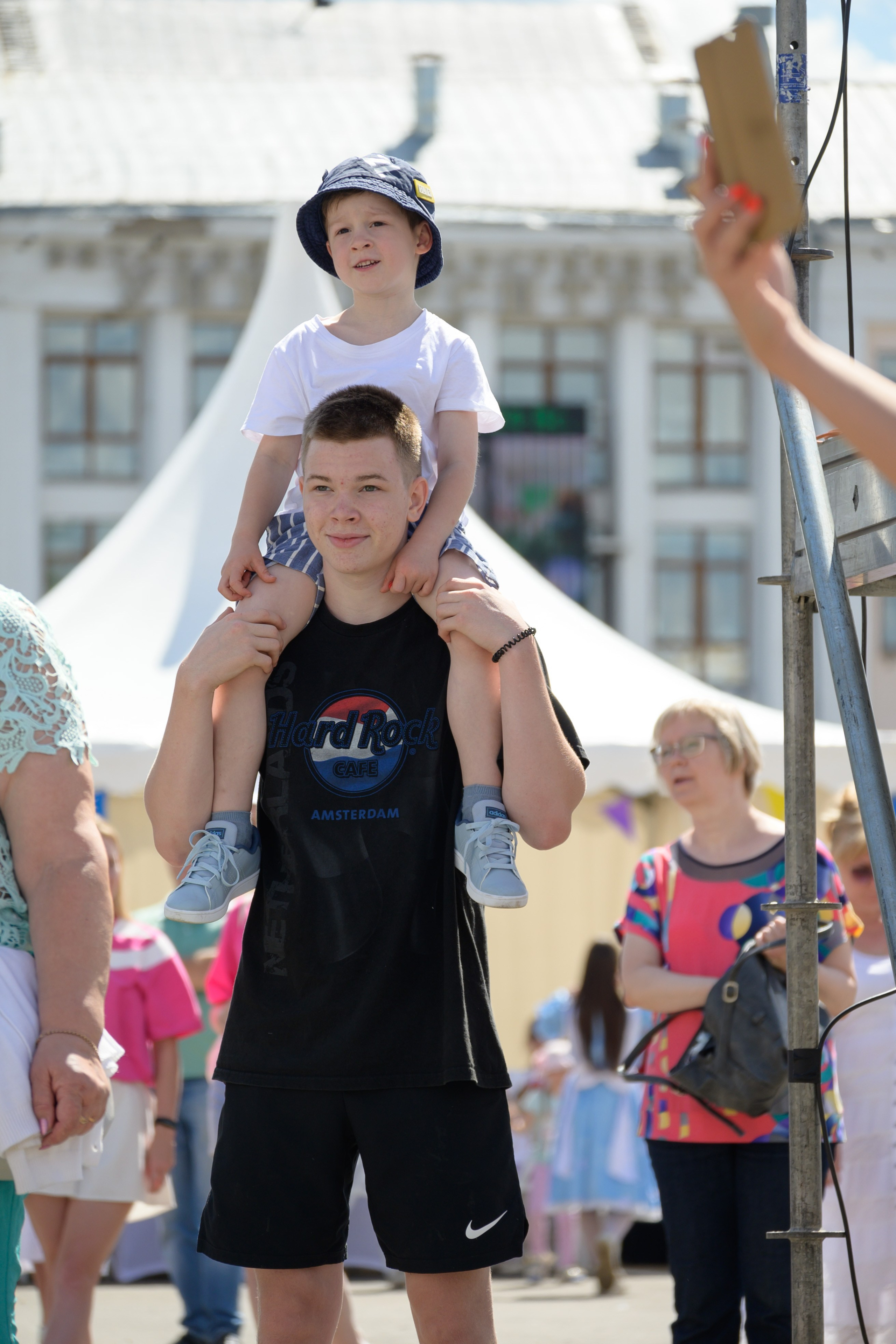 Семейный фитнес-фестиваль «Живи ярко»