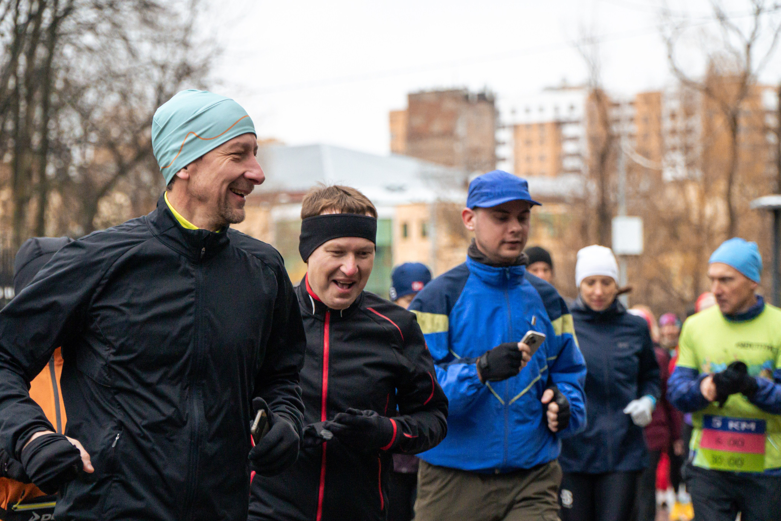5 вёрст Реутов 16.11.2024. Роман Капилюшов. Бег. Фото. Видео. г. Люберцы