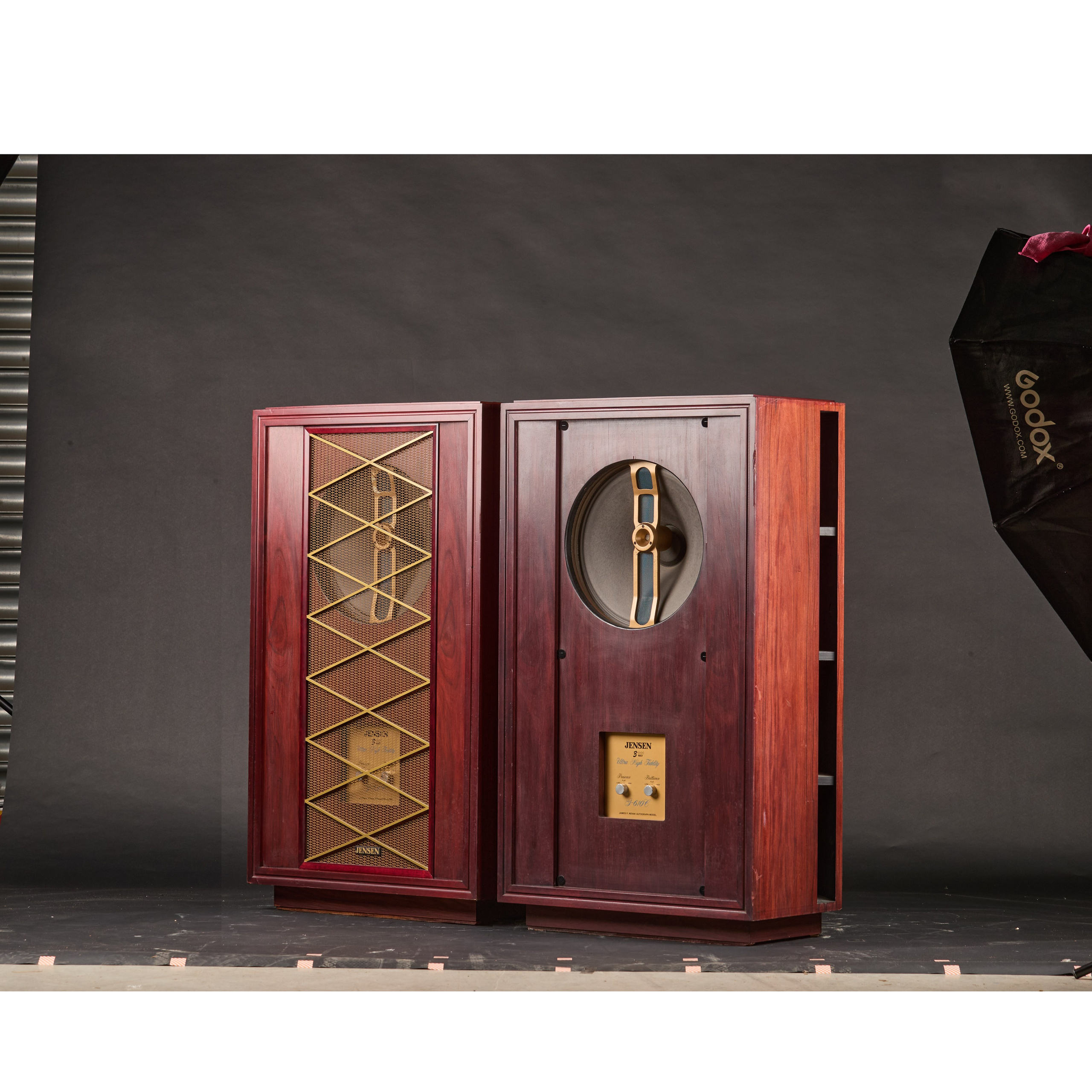 Предм имейджи AB. НЕПОСТАЕВ СЕРГЕЙ | РЕТУШËР