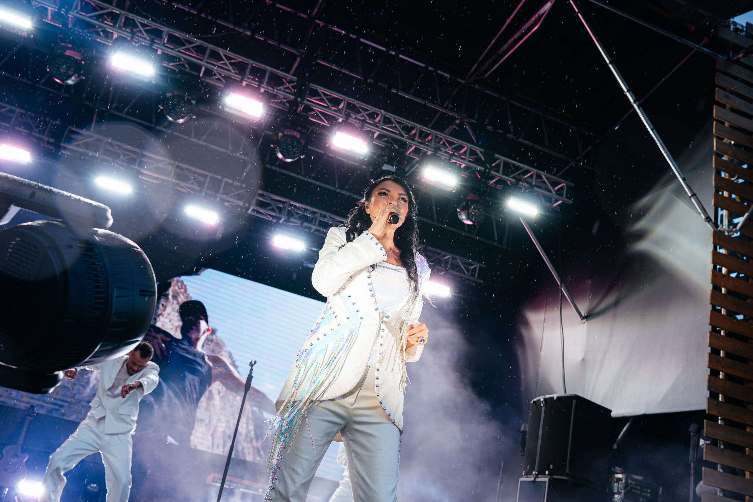 Концерт Светы. Коммерческий фотограф в Санкт-Петербурге Анна Кобзарь