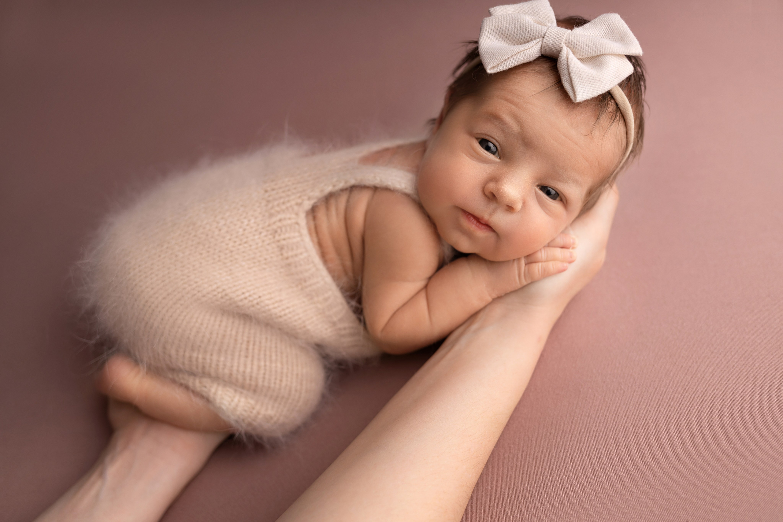 Классическая фотосессия малыша. Фотограф новорожденных малышей в Омске и Омской области Эльвира Камаева