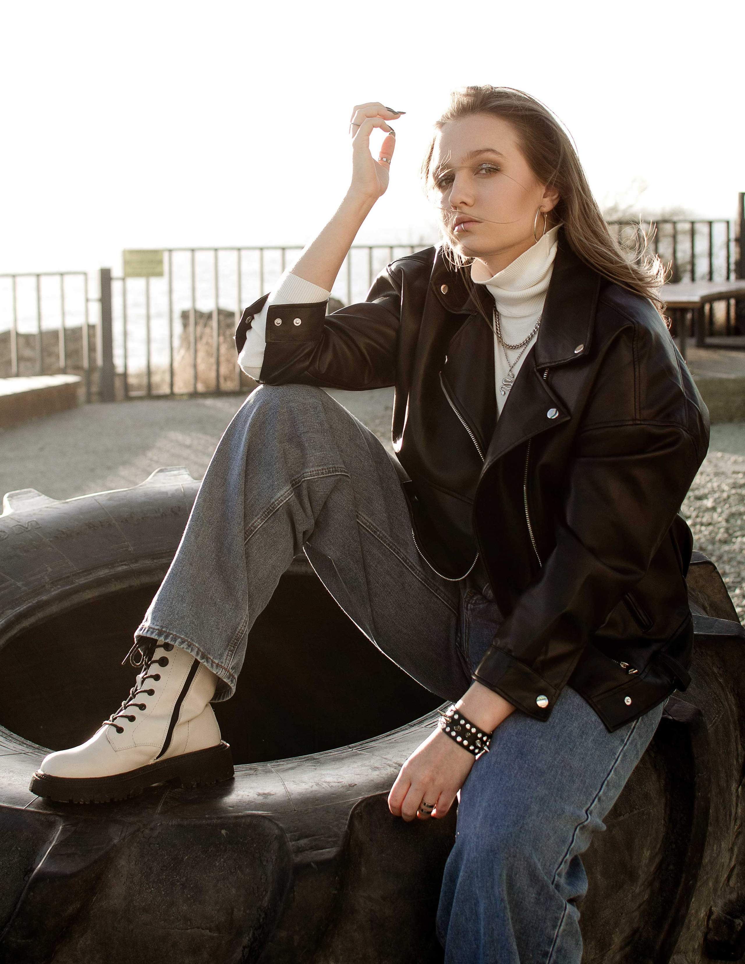 Примеры фотосессии на набережной зимой