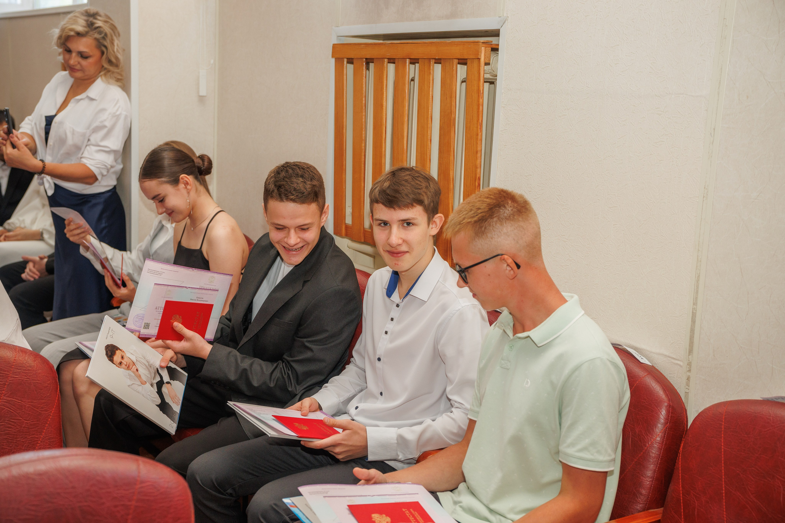 Вручение аттестатов. Свадебный и семейный фотограф в Новосибирске Ирина Дорошкова