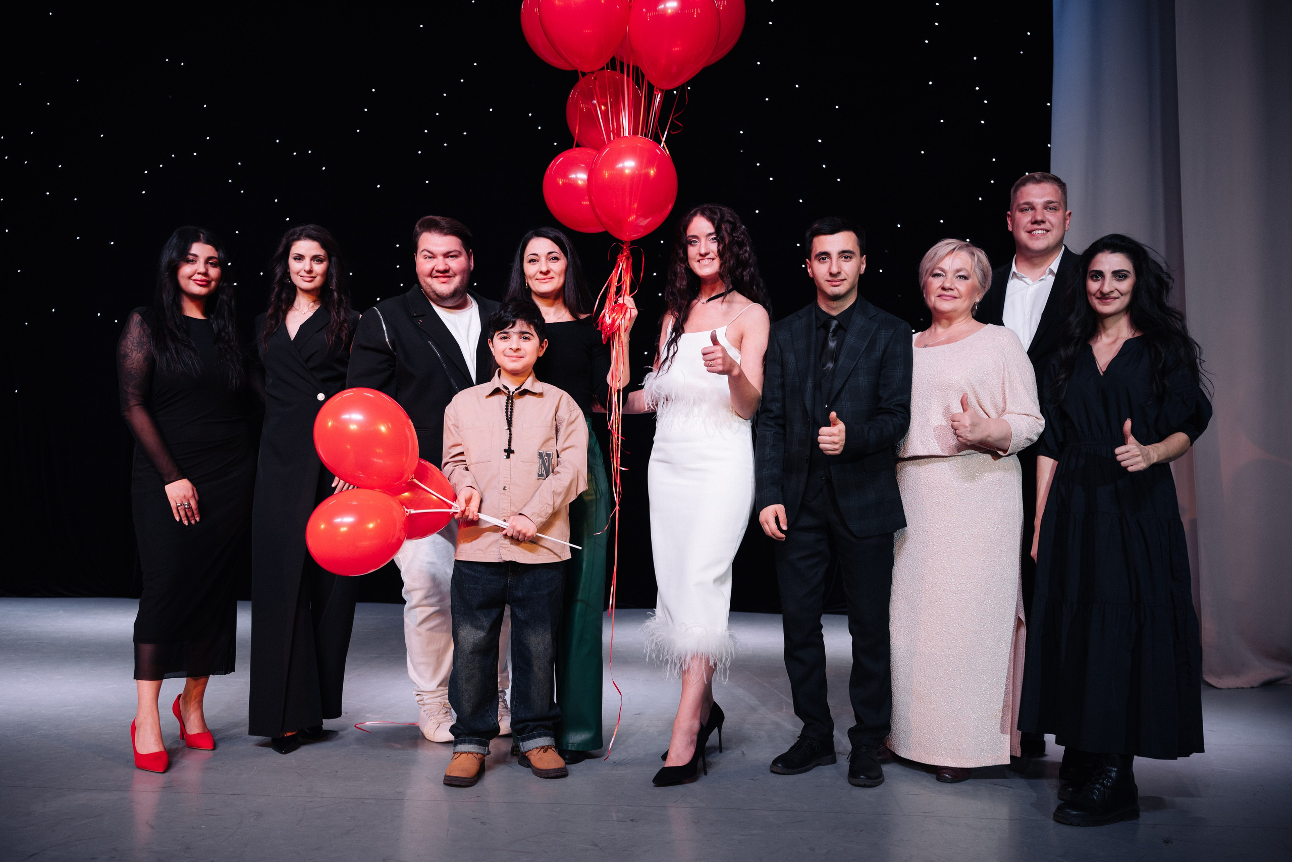 Благотворительный концерт в помощь Артему Сардаряну. Фотограф Артем Севостьянов. Профессиональная фотосъемка в Ногинске, Москве, Московской области и за границей