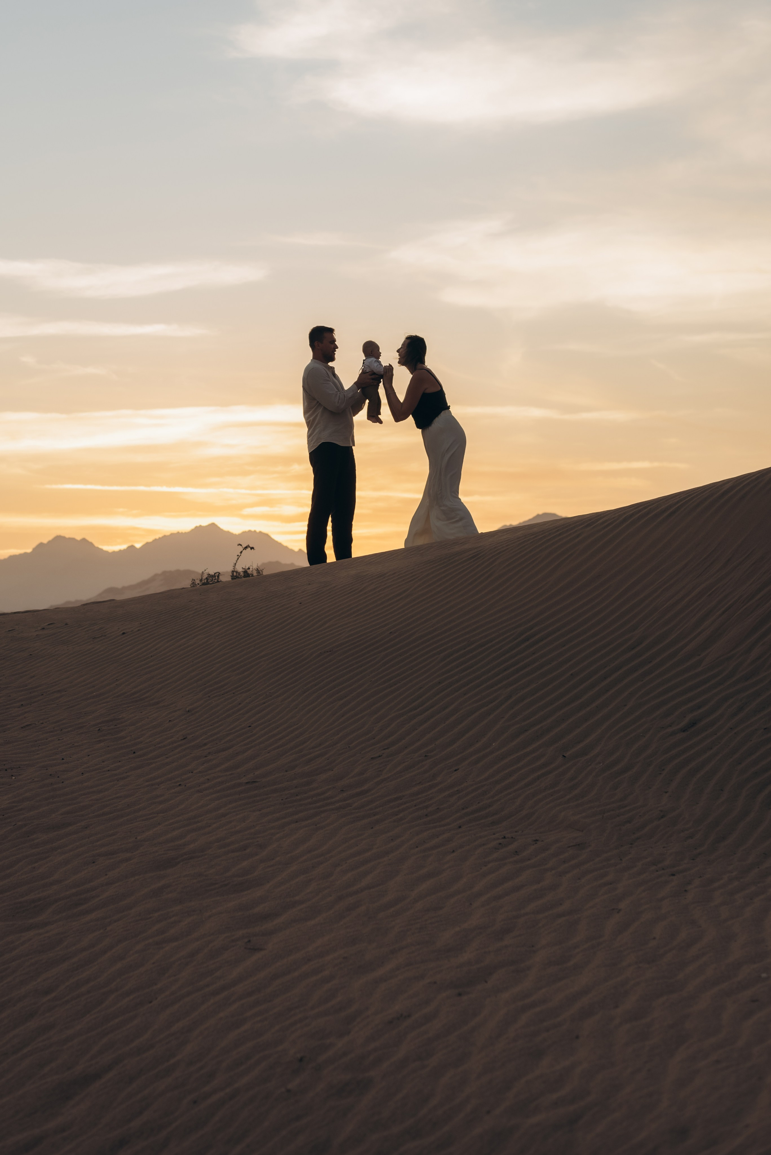 KSENIA+ANTON+SASHA. Wedding and family photographer in Egypt Natalia Matlina