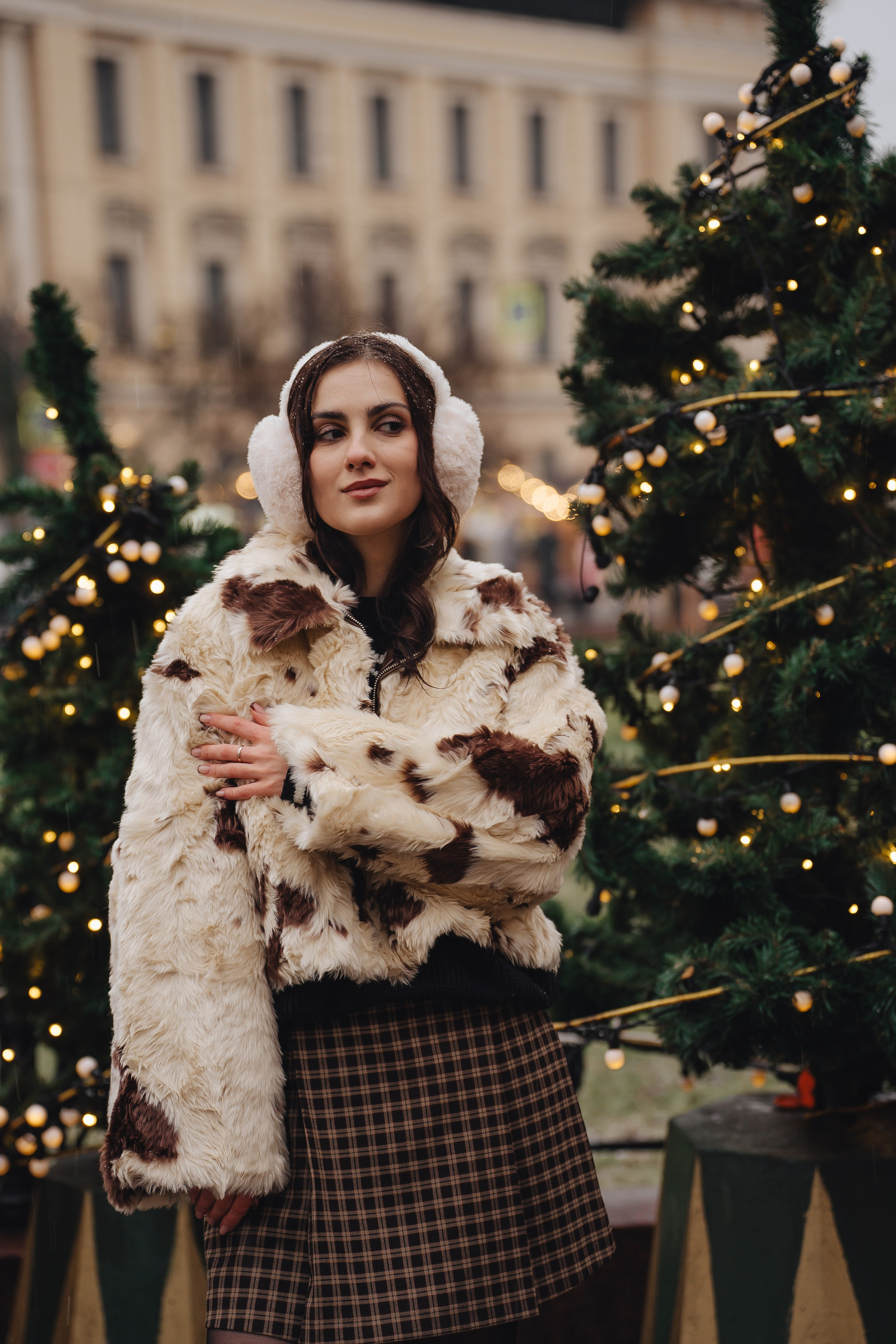 ПРОГУЛКА НА МАНЕЖНОЙ ПЛОЩАДИ ДЛЯ ДЕВУШКИ ПЕРЕД НОВЫМ ГОДОМ (НОВОГОДНЯЯ ФОТОСЕССИИЯ НА МАНЕЖНОЙ ПЛОЩАДИ). Профессиональный фотограф, Санкт-Петербург — Виктория Богомолова