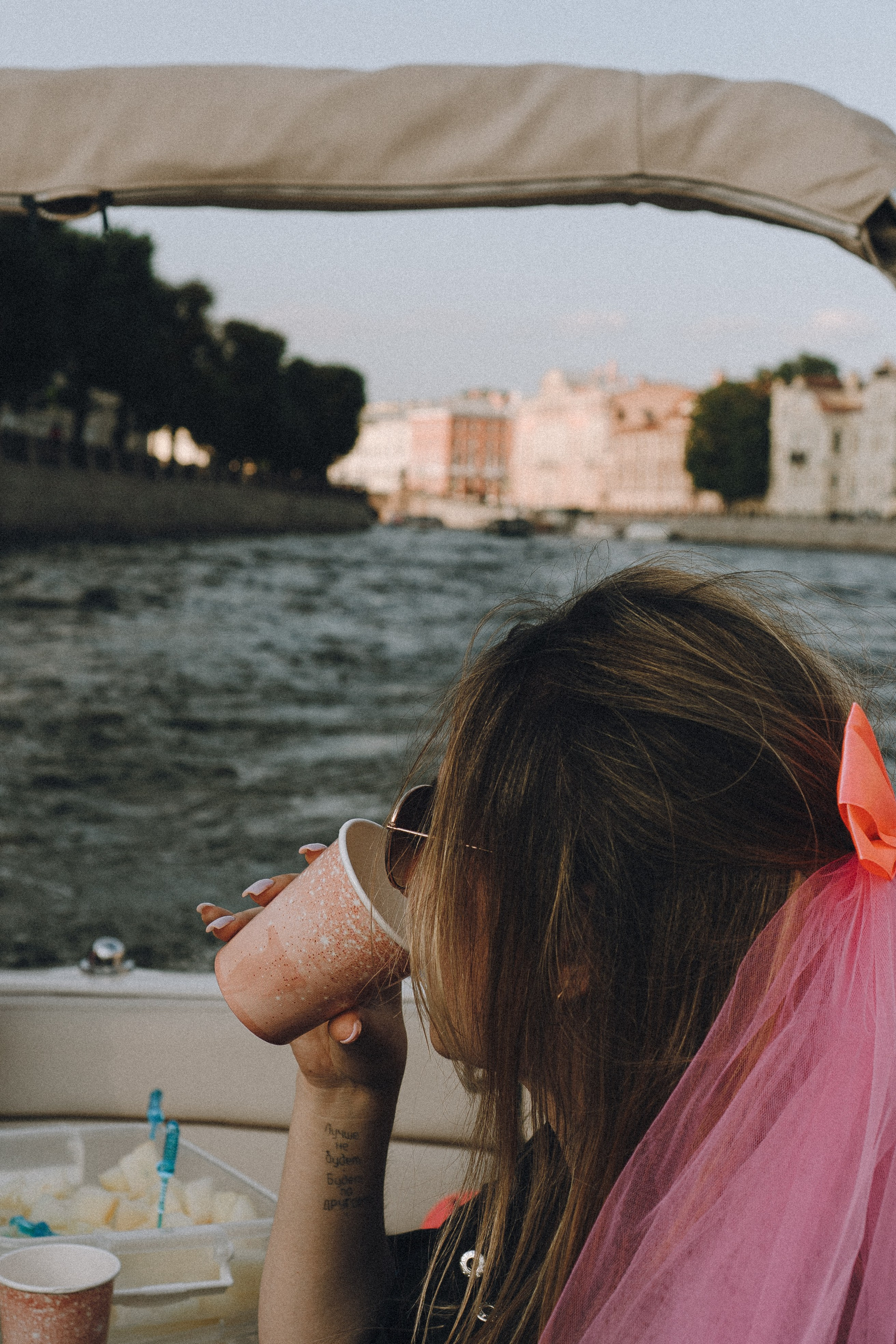 ДЕВИЧНИК НА КАТЕРЕ. Профессиональный фотограф, Санкт-Петербург — Виктория Богомолова
