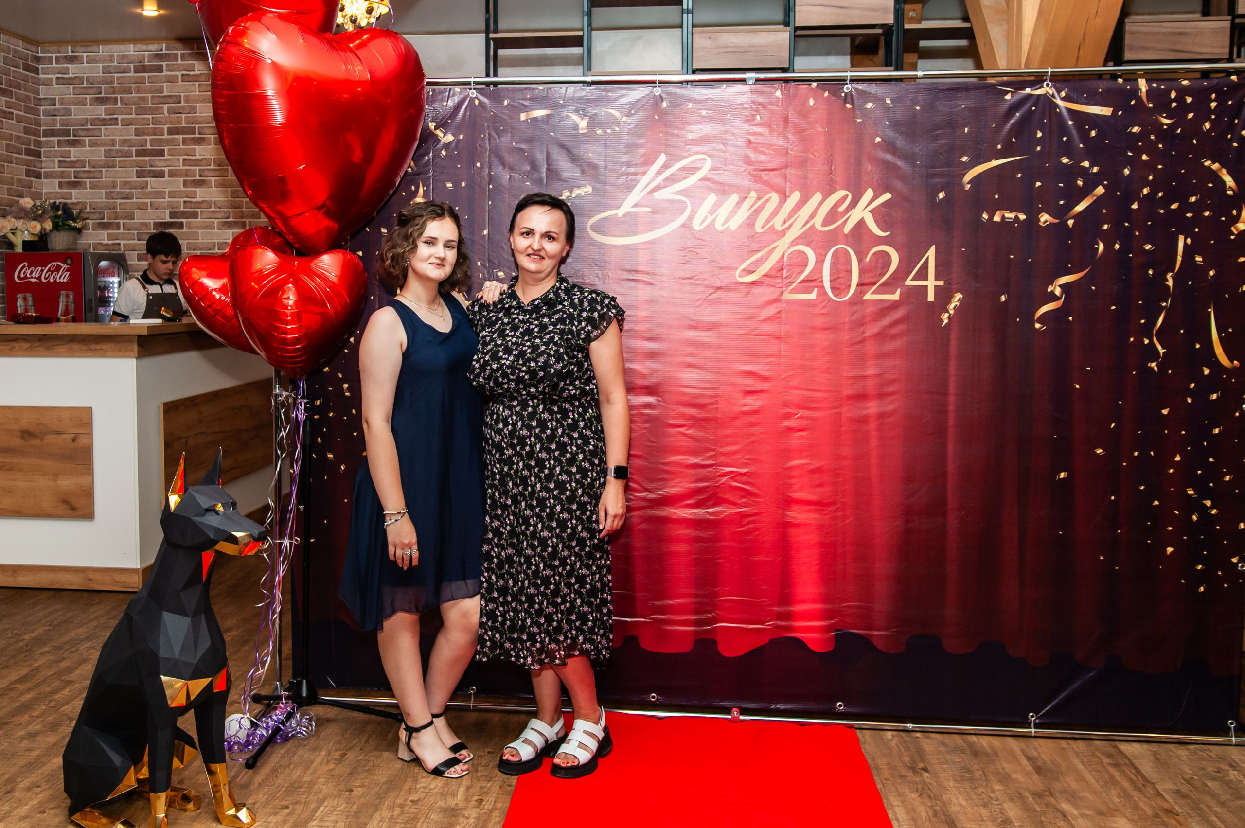 Выпускной МАОУ СОШ № 17 им. Эдуарда Есаяна. Свадебный и семейный фотограф Денис Лукьянов в Краснодаре, Краснодарском крае и Республике Крым