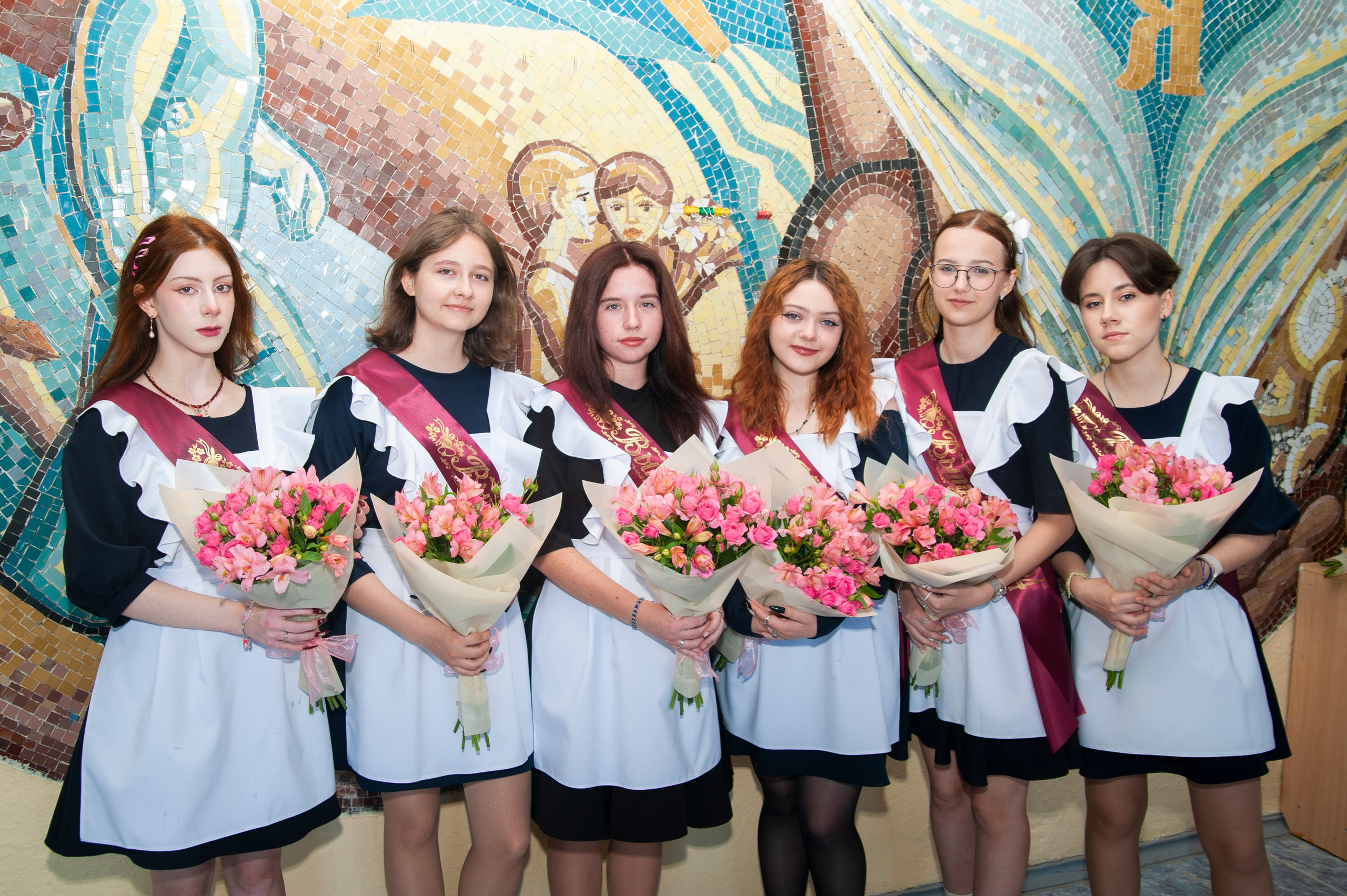 Последний Звонок МАОУ СОШ № 17 им. Эдуарда Есаяна — Архипо-Осиповка. Свадебный и семейный фотограф Денис Лукьянов в Краснодаре, Краснодарском крае и Республике Крым