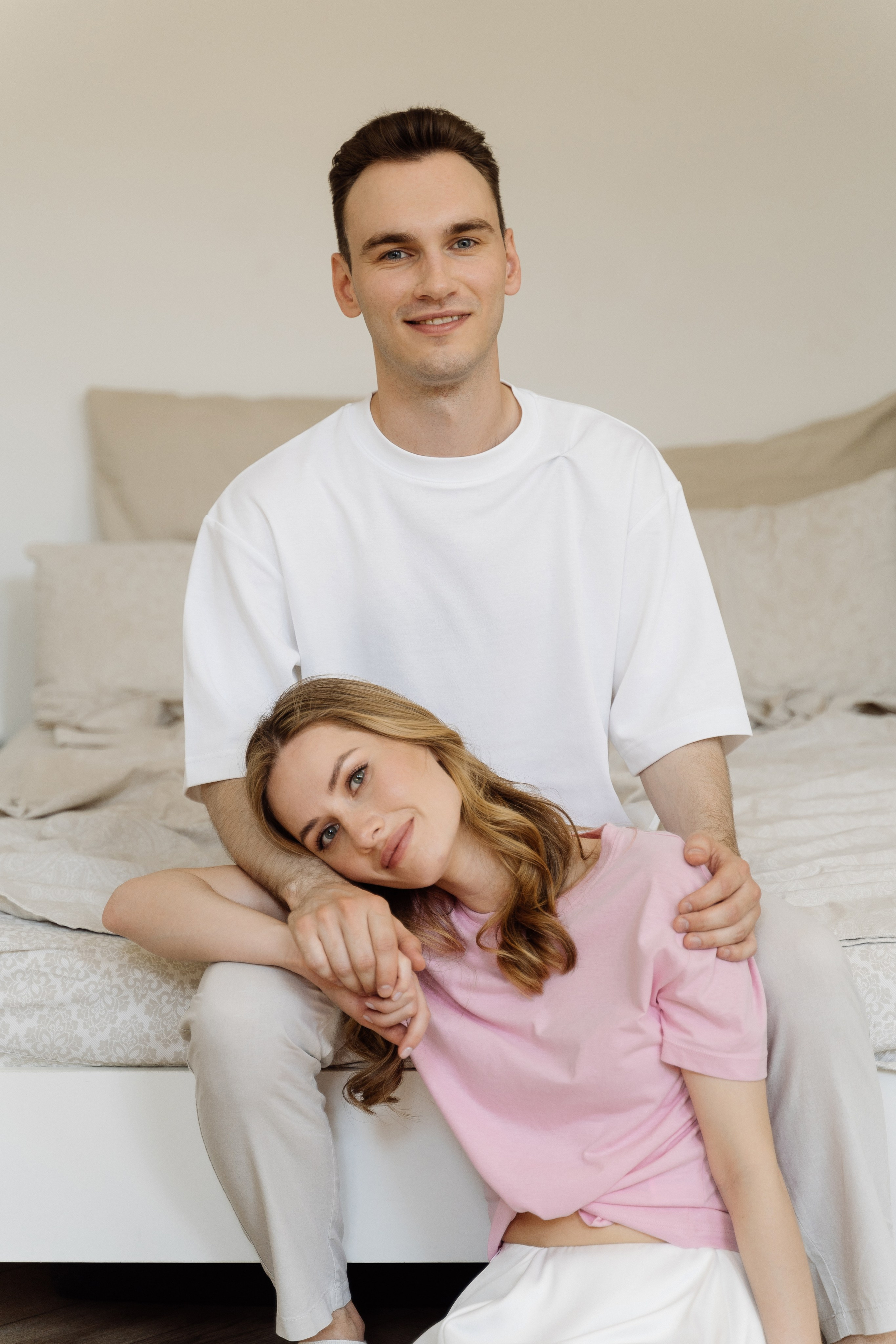 Камерная свадьба на фонтанке в сезонах. Свадебный фотограф организатор в Санкт-Петербурге Ассоль Опарина