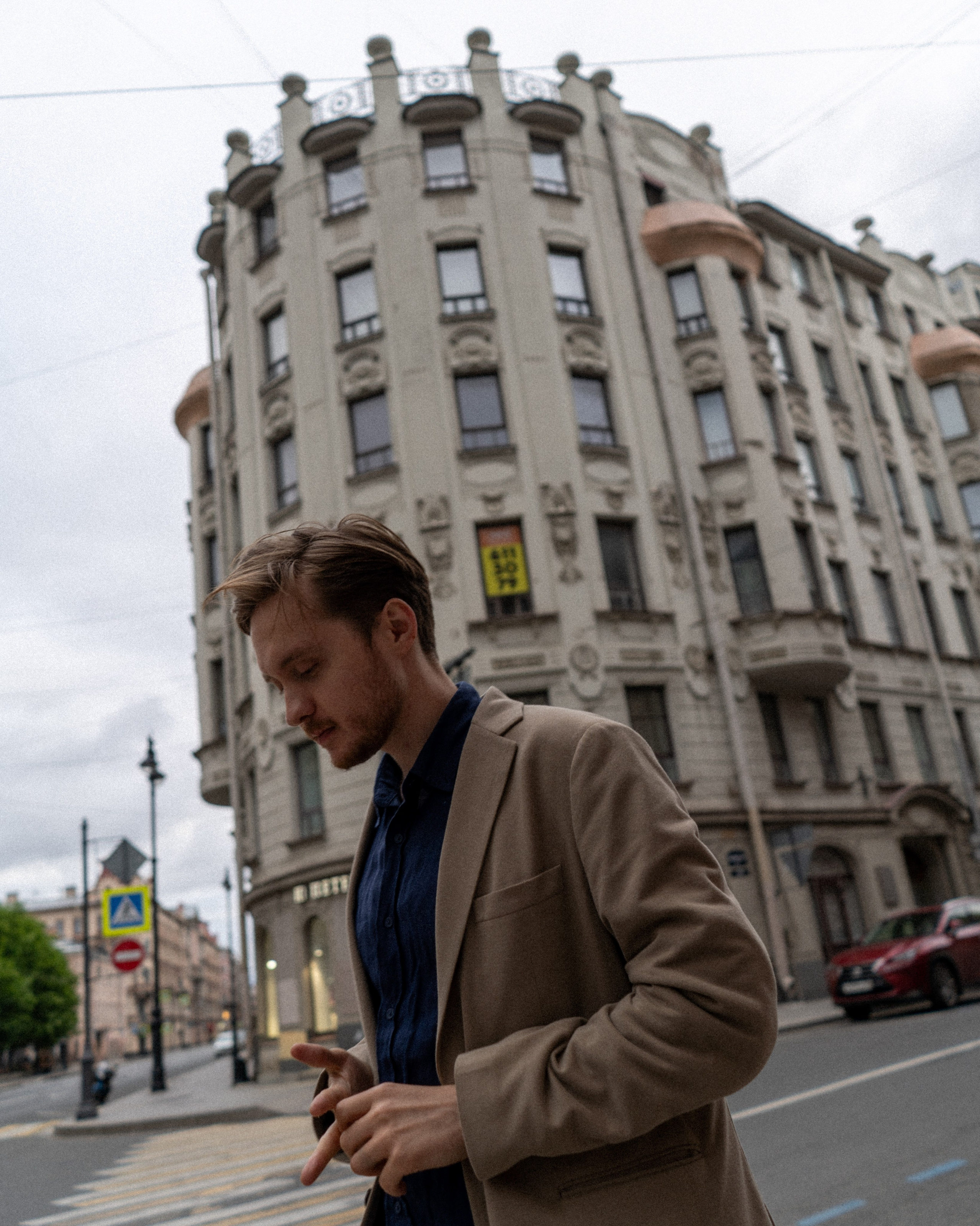 Ночная прогулка с Игорем. Фотограф Елизавета Потешкина