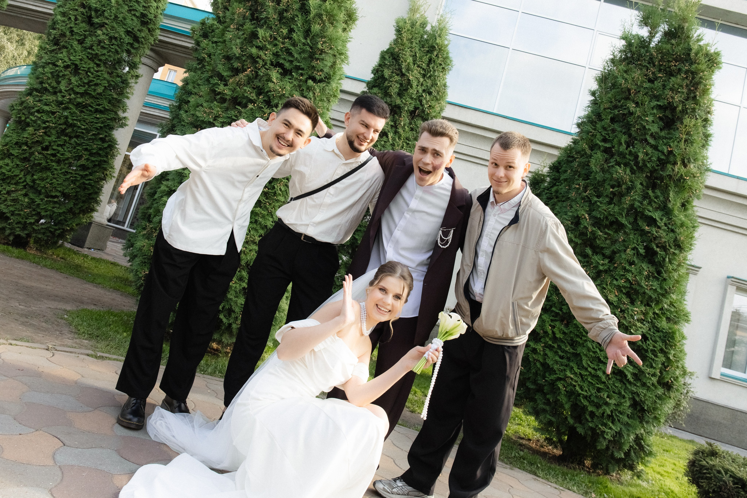 Гайд-путеводитель по Центральному ЗАГСу. Свадебный и портретный фотограф в Новосибирске Любовь Исакова