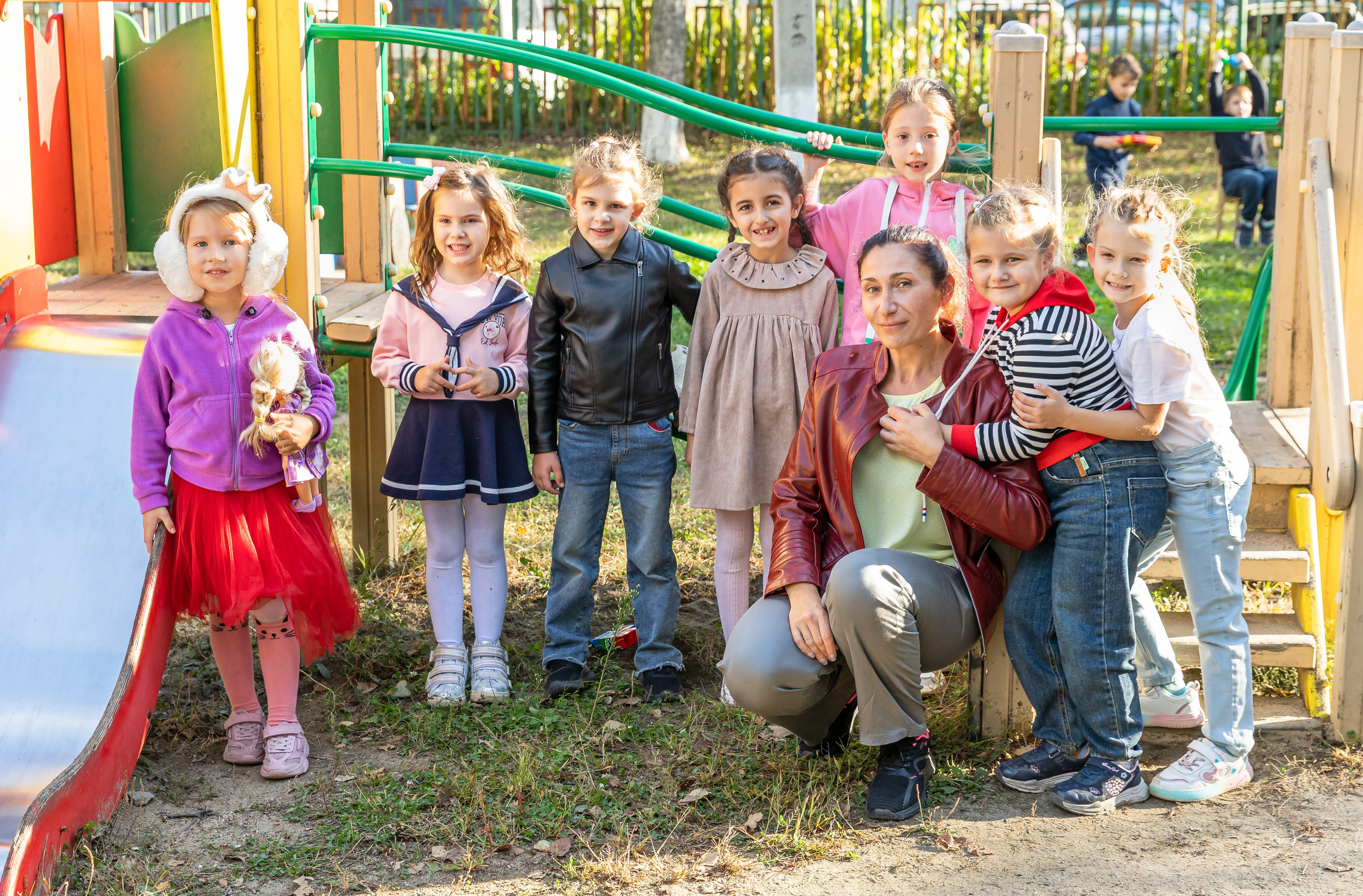 Репортажно-постановочная съемка в саду. Детский семейный фотограф в г. Находка Ольга Коваленко, фотостудия Memories
