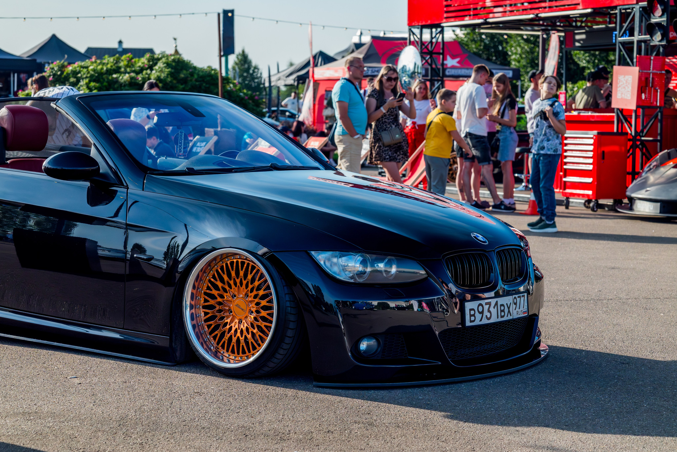 WHYNOT'25. Автомобильный фотограф Александра Рузиева aka Ju1cyFlex