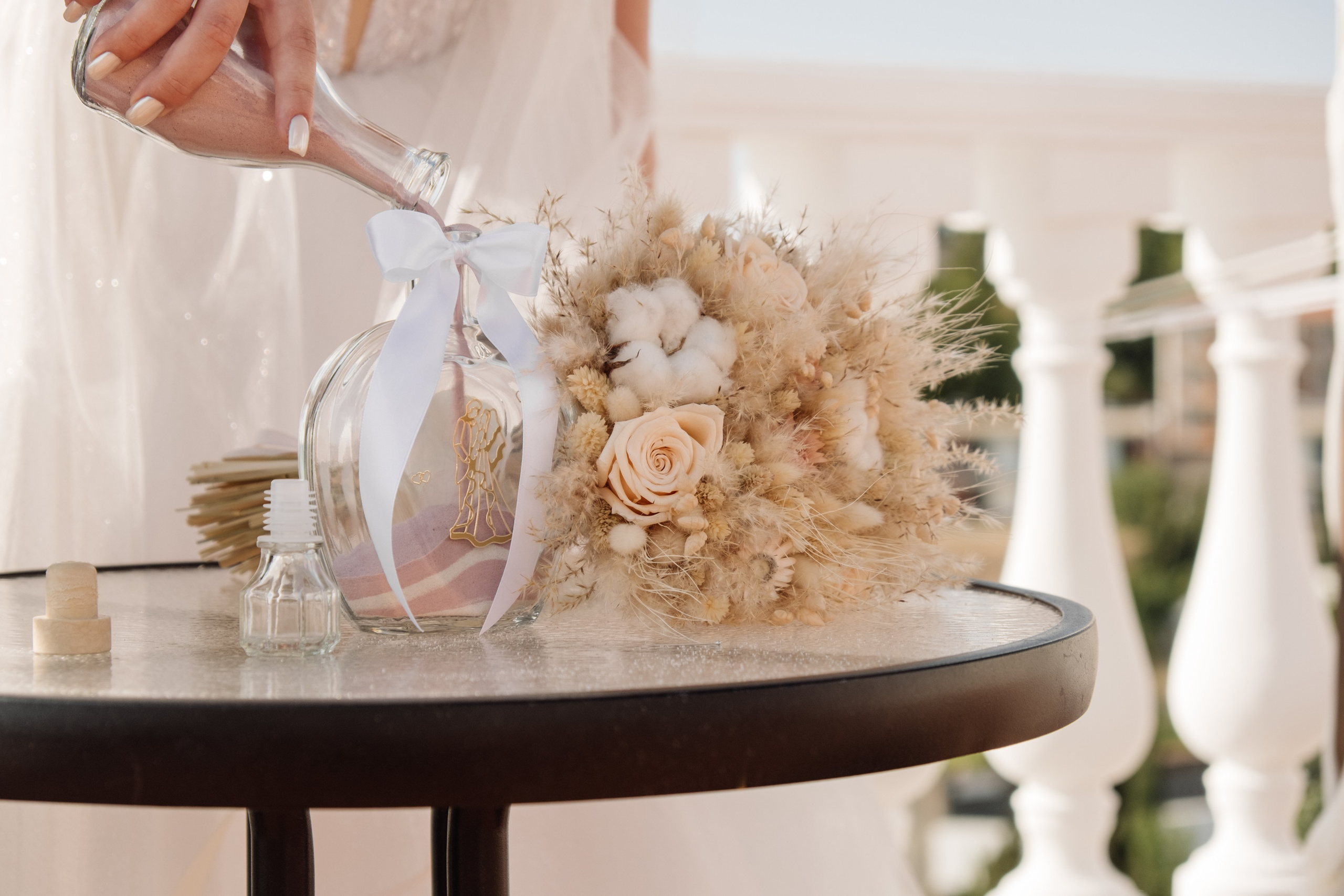 Свадебный ретопртаж. Профессиональная фотосъемка в Крыму. Натуральные эмоции и живые кадры. Забронируйте дату прямо сейчас!