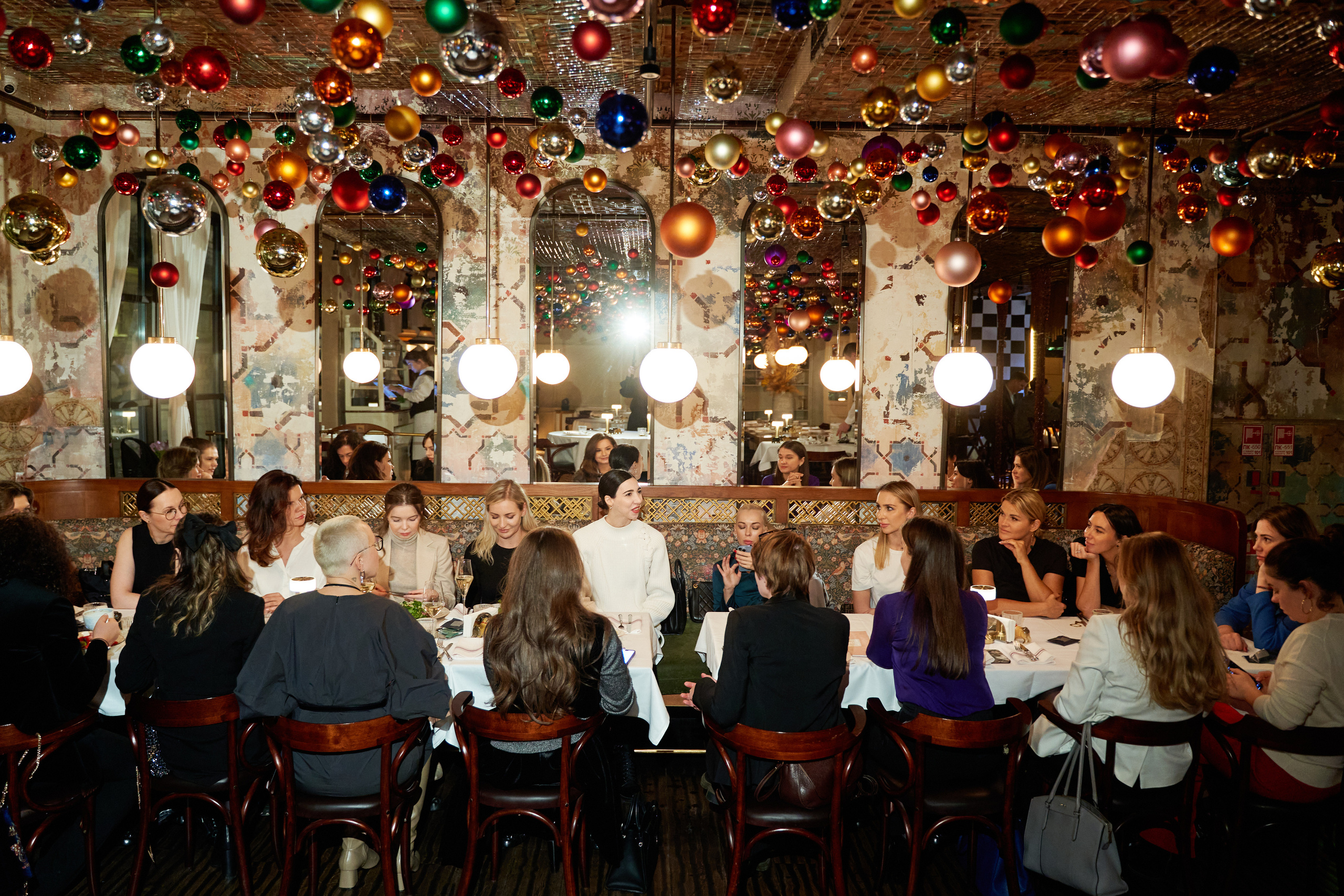 Экскурсия в Большой Театр. Фотограф в Москве Женя Потах